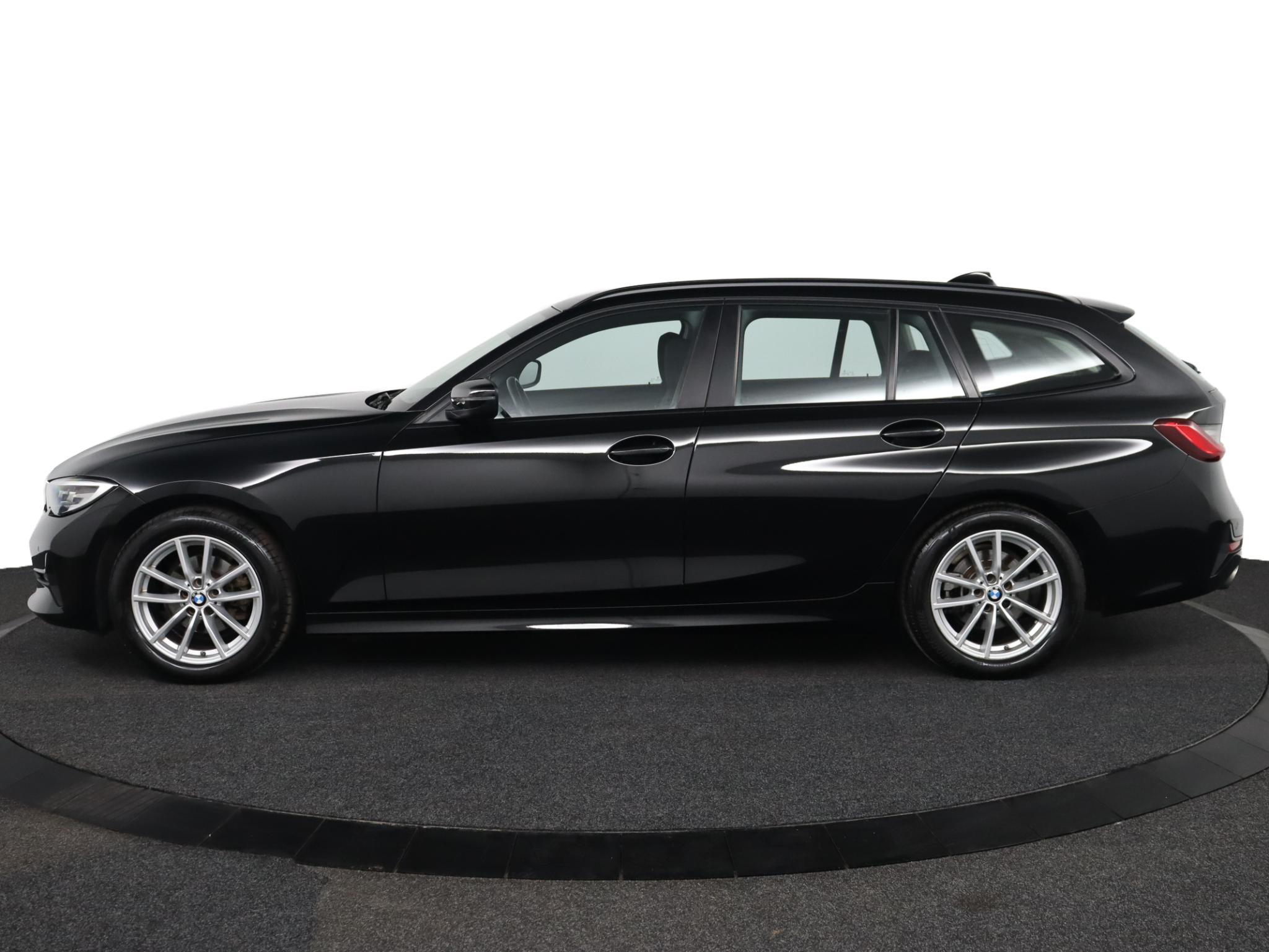 BMW 3 Serie Touring 318i Executive Edition - Afbeelding 3