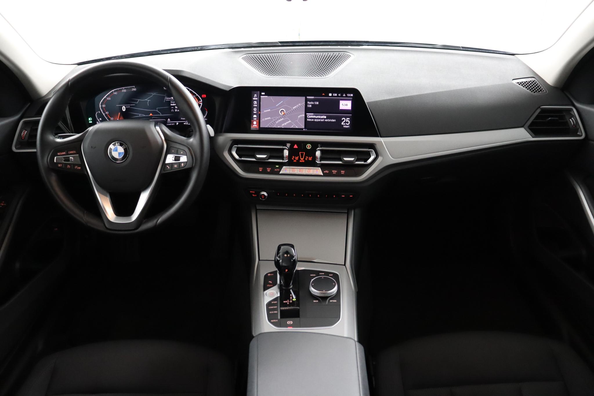 BMW 3 Serie Touring 318i Executive Edition - Afbeelding 4