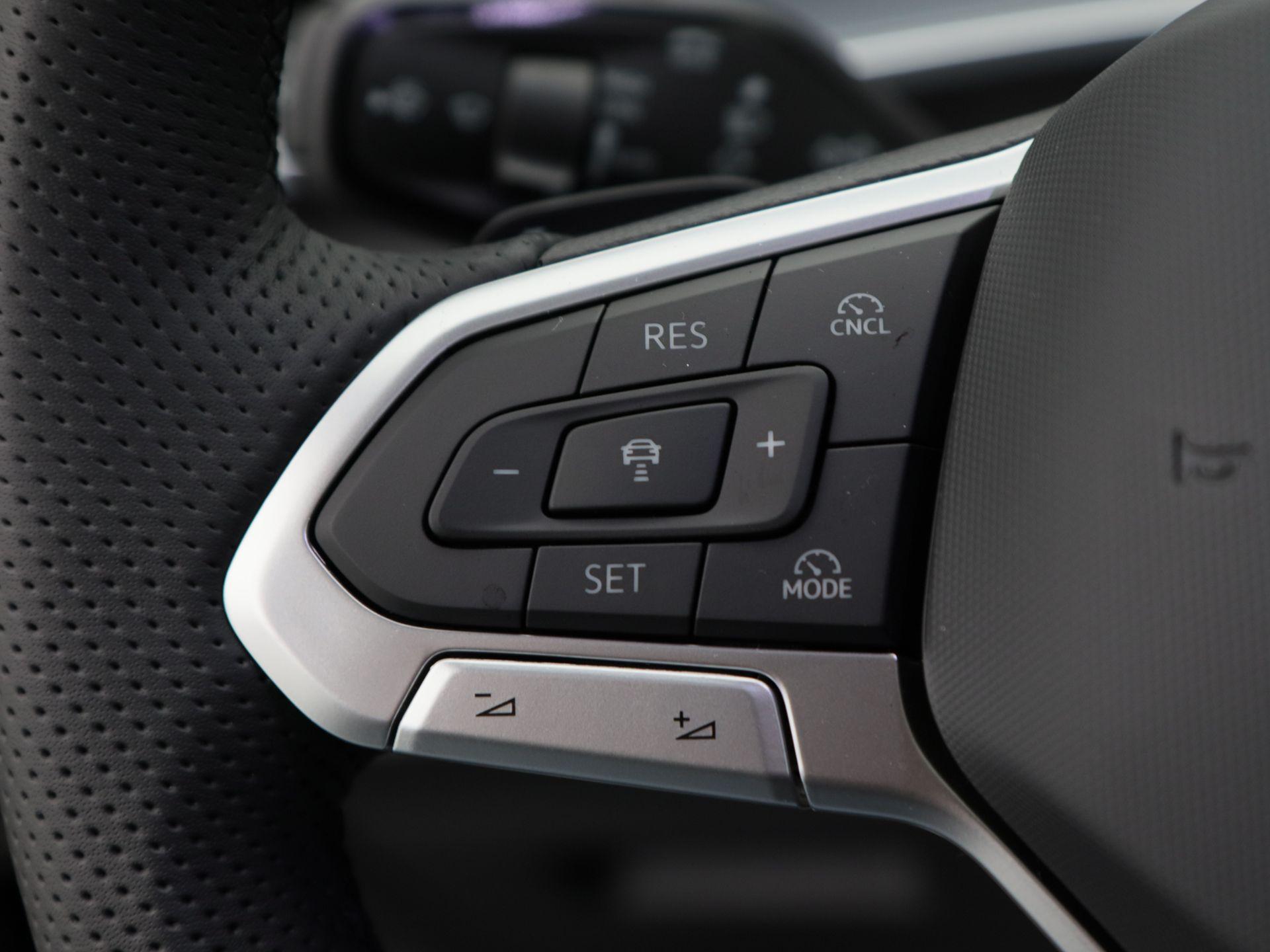 Volkswagen Tayron 1.5 eHybrid 272 Pk Automaat R-Line Edition - Afbeelding 3