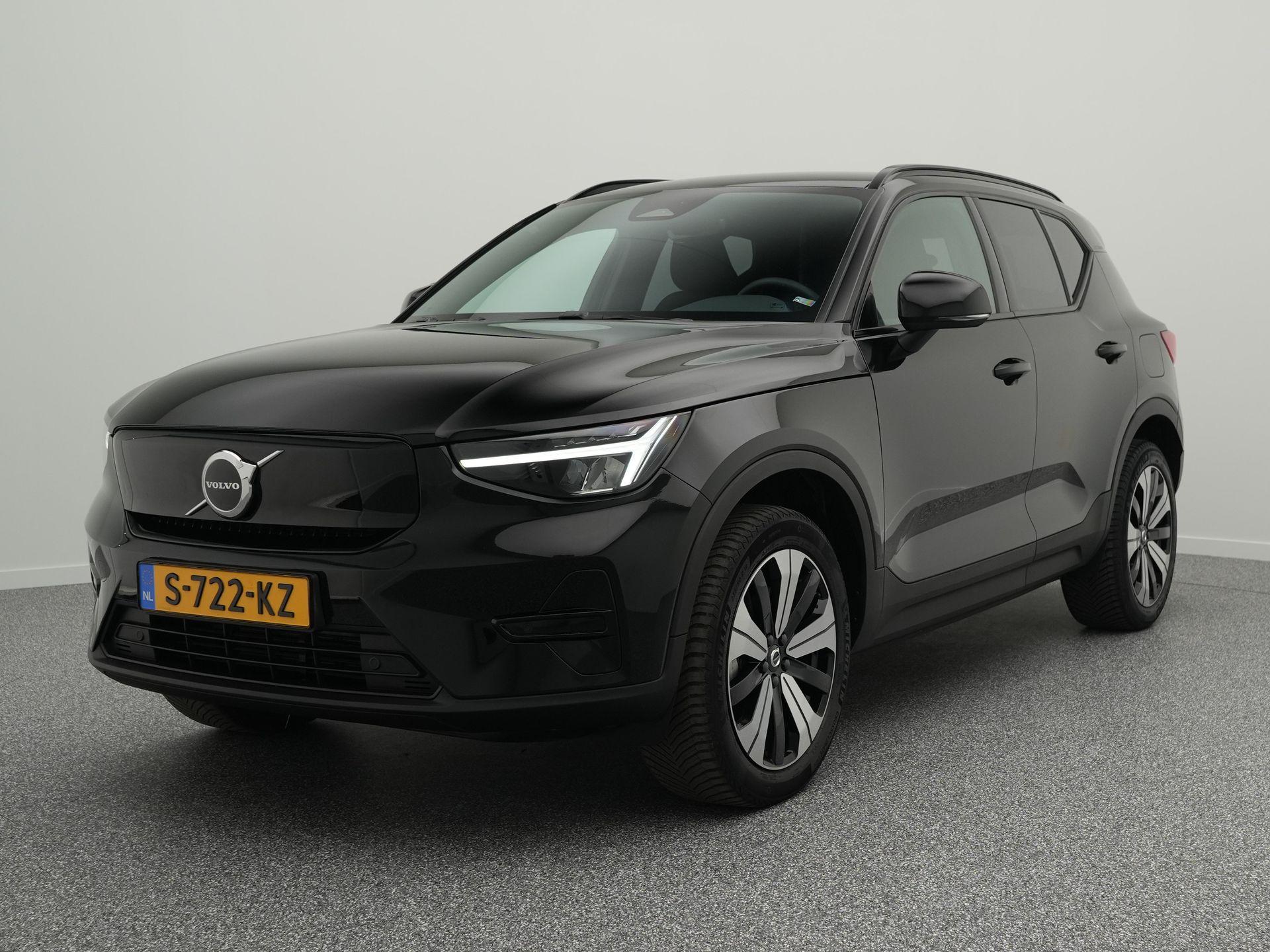 Volvo XC40 Recharge Core 70 kWh 231 PK