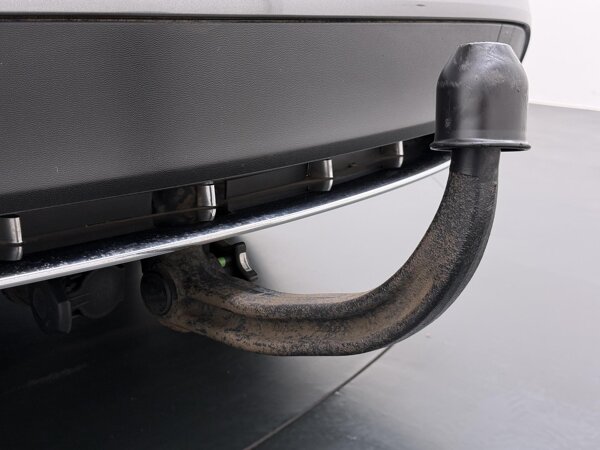 Trekhaak met ESP®-aamhangwagenstabilisatie