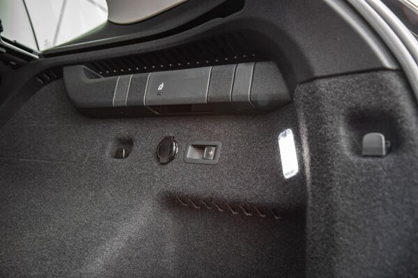 trekhaak elektrisch uitklapbaar