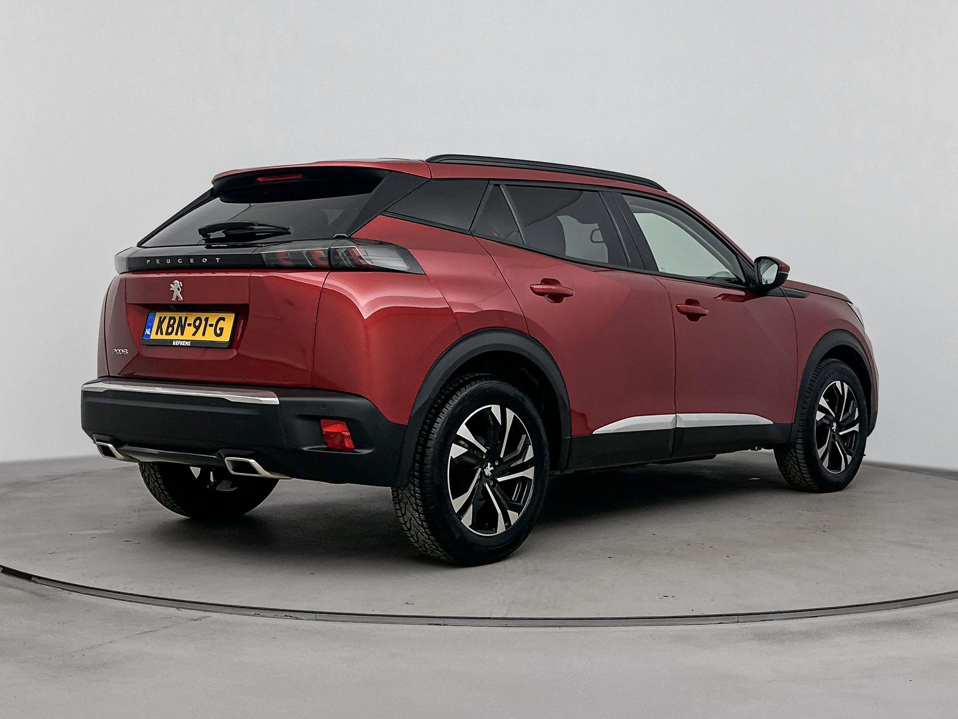 Peugeot 2008 SUV 1.2 130 pk Allure Pack - Afbeelding 3