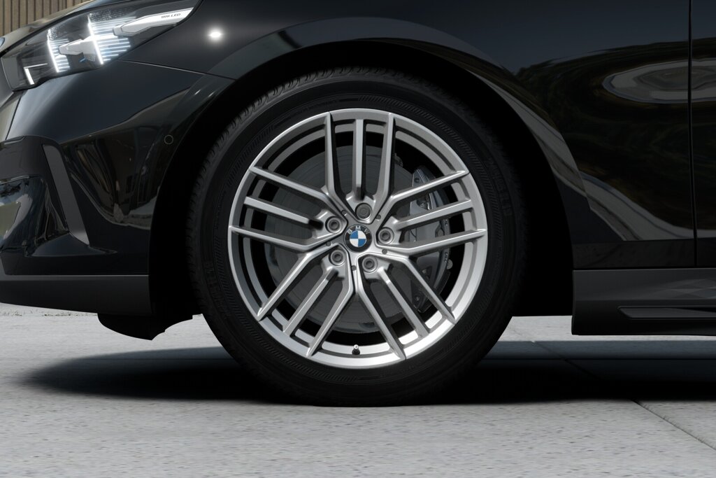BMW i5 6