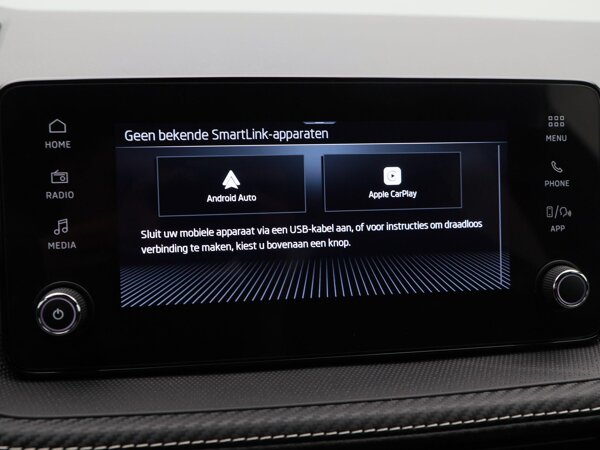 Apple Carplay/Android Auto