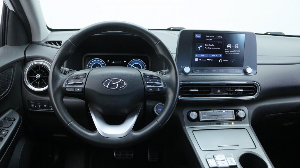 Hyundai Kona EV Comfort 64 kWh | 3 Fase | Carplay | All Seasons | - Afbeelding 3