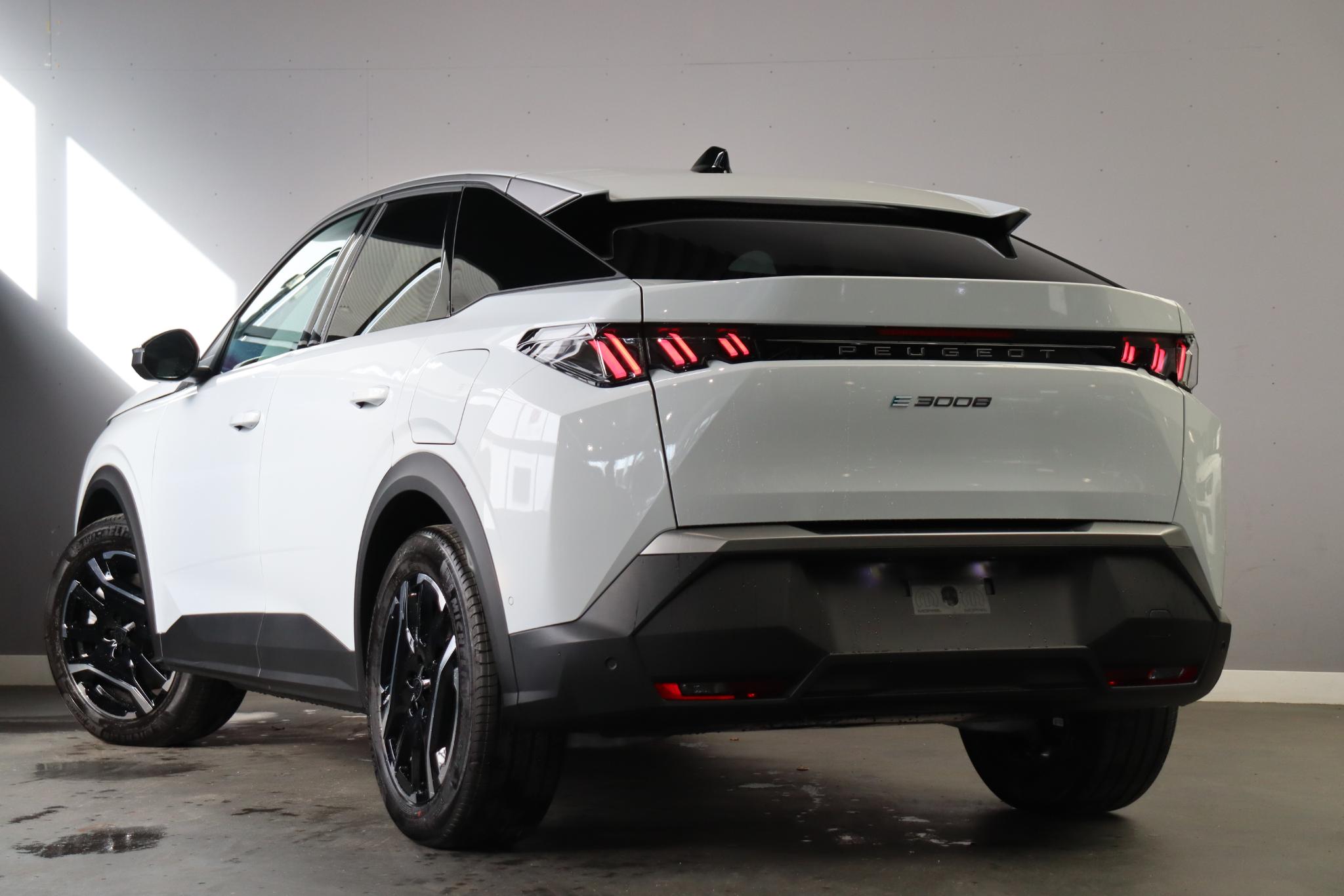 Peugeot e-3008 Allure Avantage 210 73 kWh - Afbeelding 4