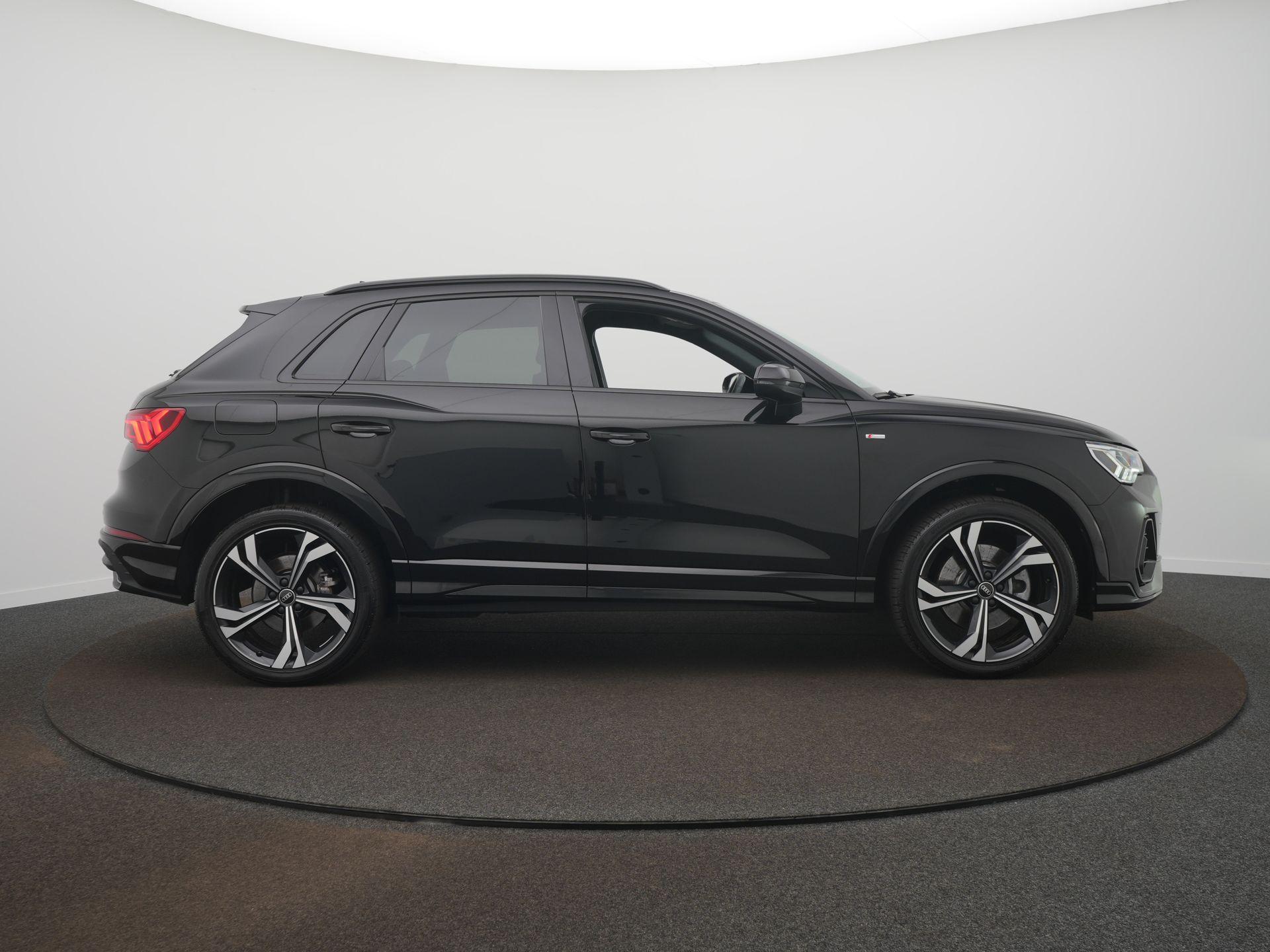 Audi Q3 45 TFSI e S edition - Afbeelding 4