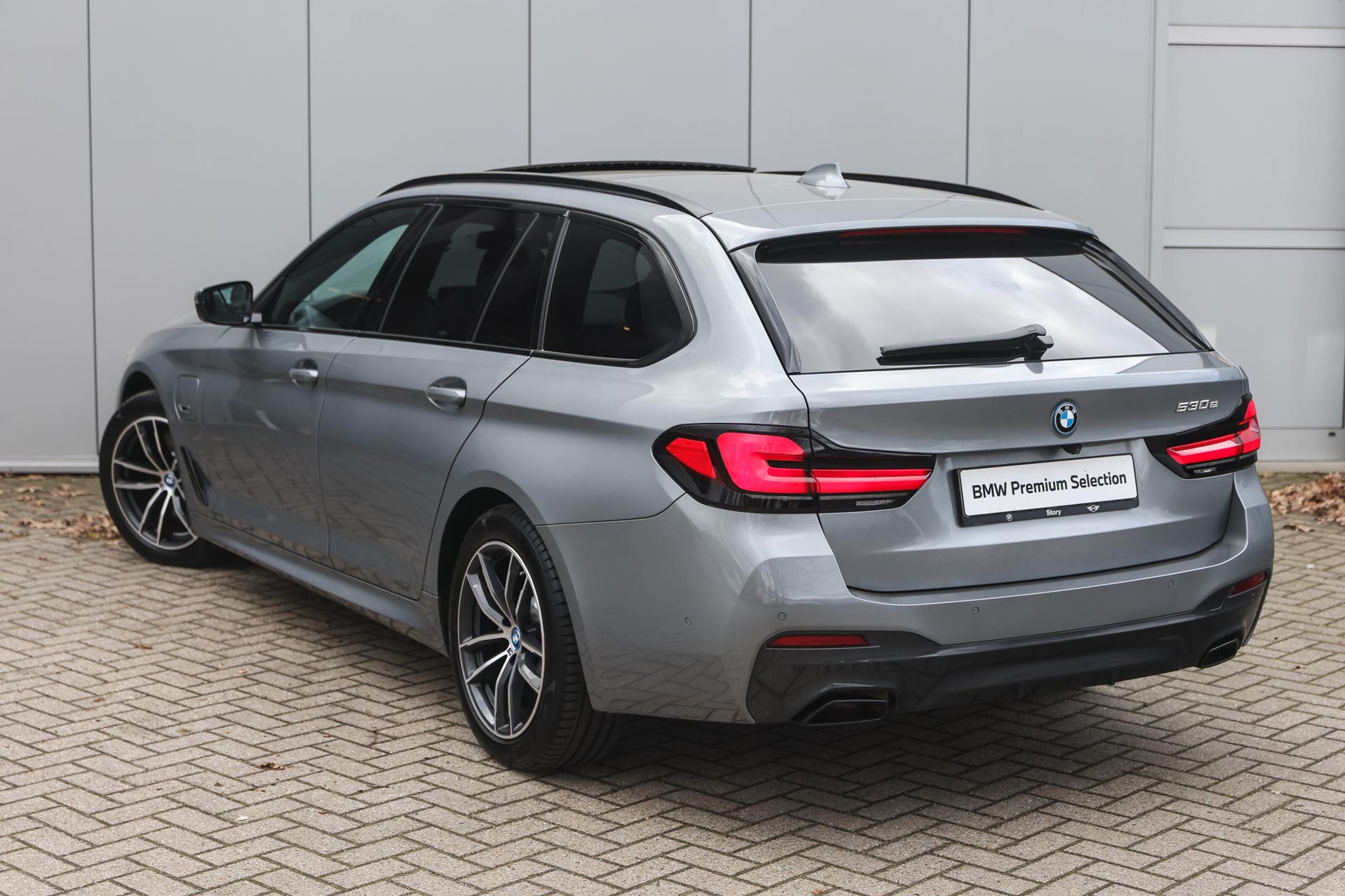 BMW 5 Serie Touring 530e High Executive M Sport Automaat