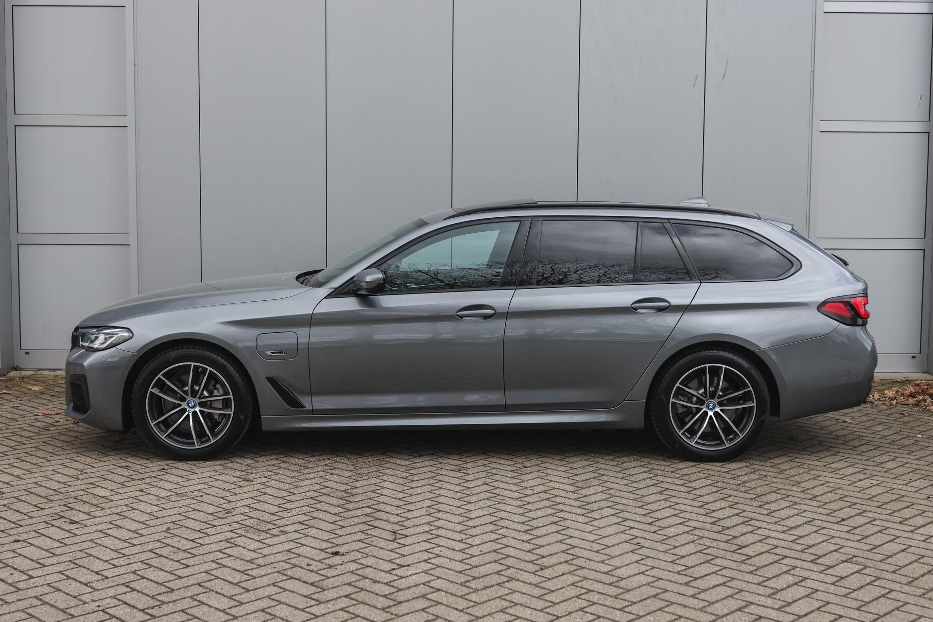 BMW 5 Serie 8