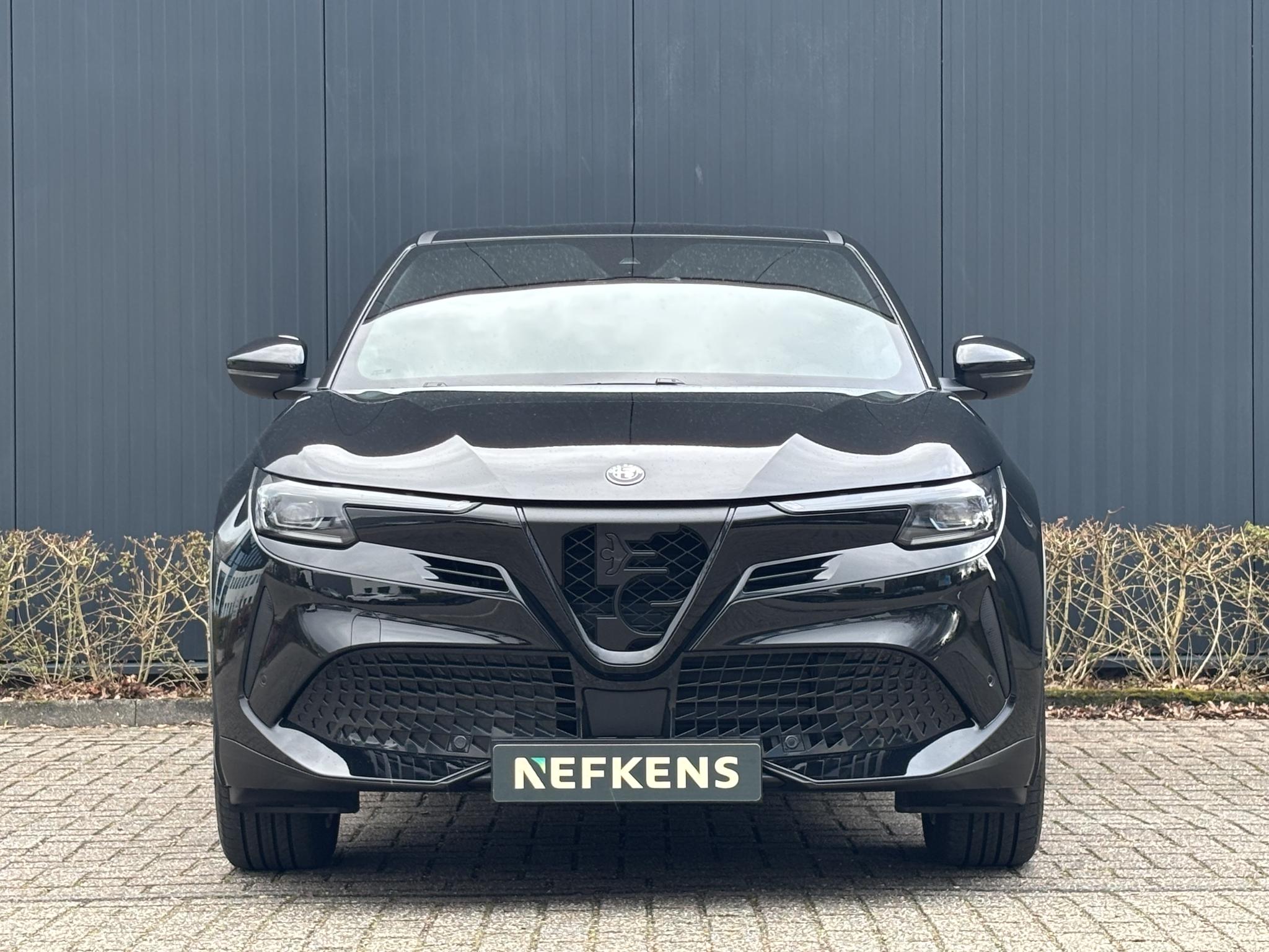 Alfa Romeo Junior Elettrica Speciale 54 kWh 156pk - Afbeelding 2