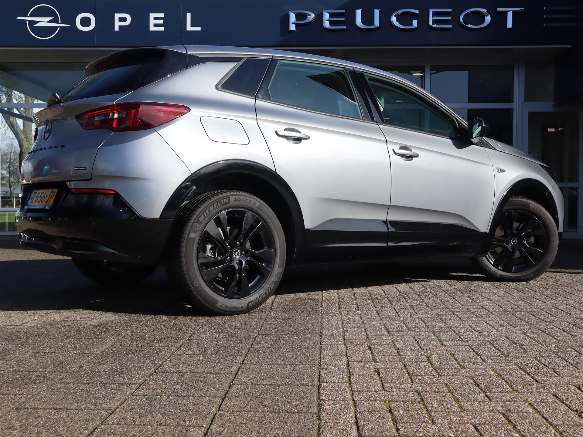 Opel Grandland *Auto van de Week - Gratis Trekhaak!* GS Turbo Hybrid 145pk eDCT Automaat, Rijkaarprijs, Navigatie Camera Stoel- en stuurverwarming Adaptieve cruisel - Afbeelding 5
