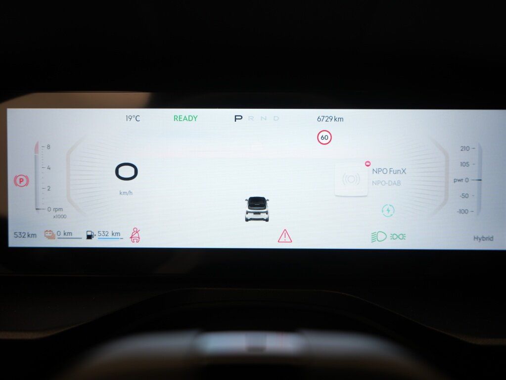 Lynk & Co 01 1.5 Core | Trekhaak | Navigatie | Camera | Cruise control - Afbeelding 4