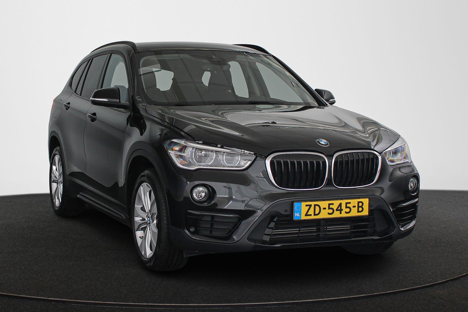 BMW X1 sDrive18i Executive Edition - Afbeelding 2