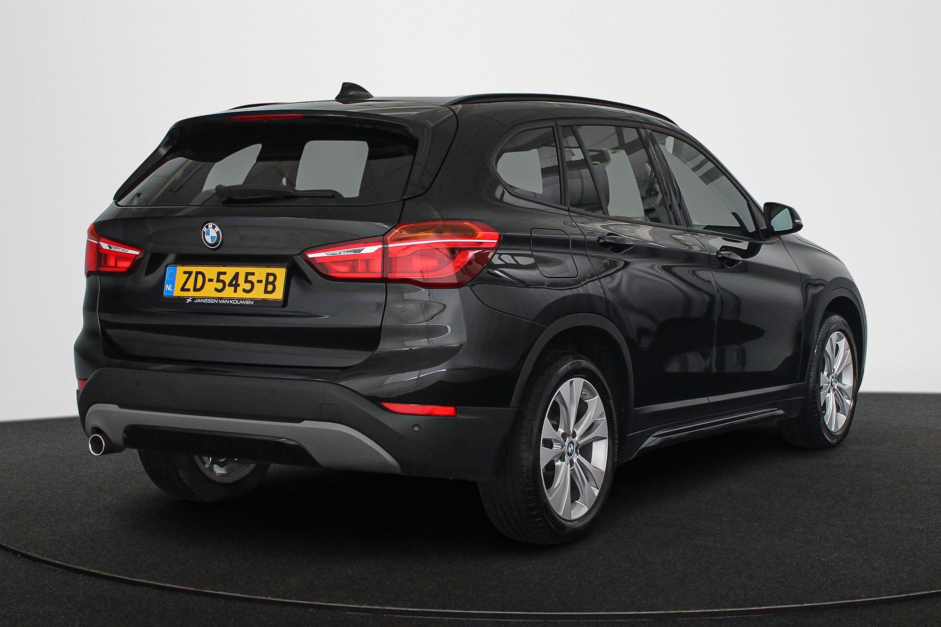 BMW X1 sDrive18i Executive Edition - Afbeelding 3