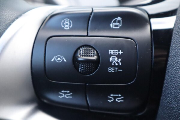 cruise control adaptief met Stop&Go cruise control adaptief met Stop&Go