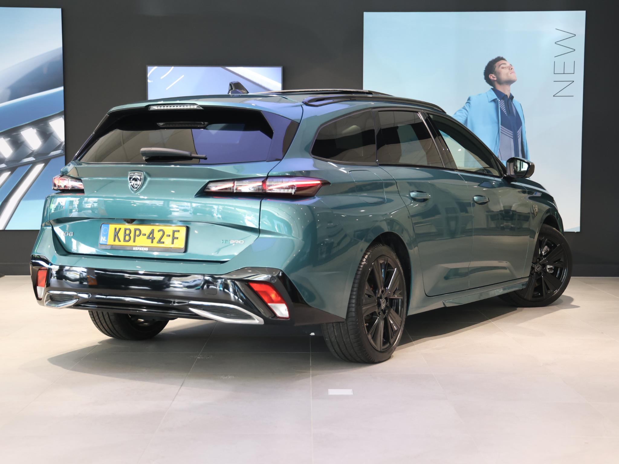 Peugeot 308 SW GT Plug-in Hybrid 225 pk Autmaat - Afbeelding 3