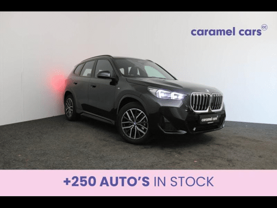 BMW X1 sDRIVE 18I M-PAKKET AUTOMAAT FACELIFT *DAB*GPS*CARPLAY*CAMERA SENSOREN*SPORTZETELS*ALCANTARA* v