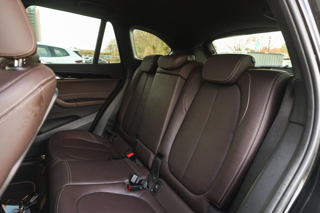 BMW X1 11