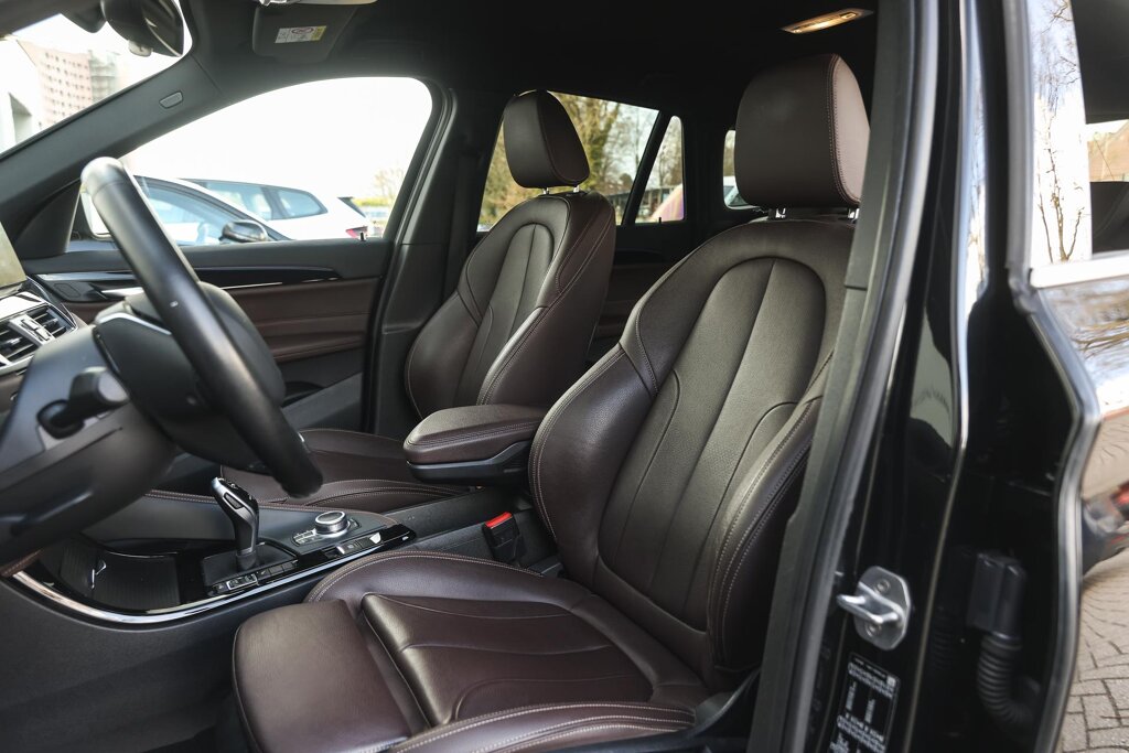 BMW X1 12