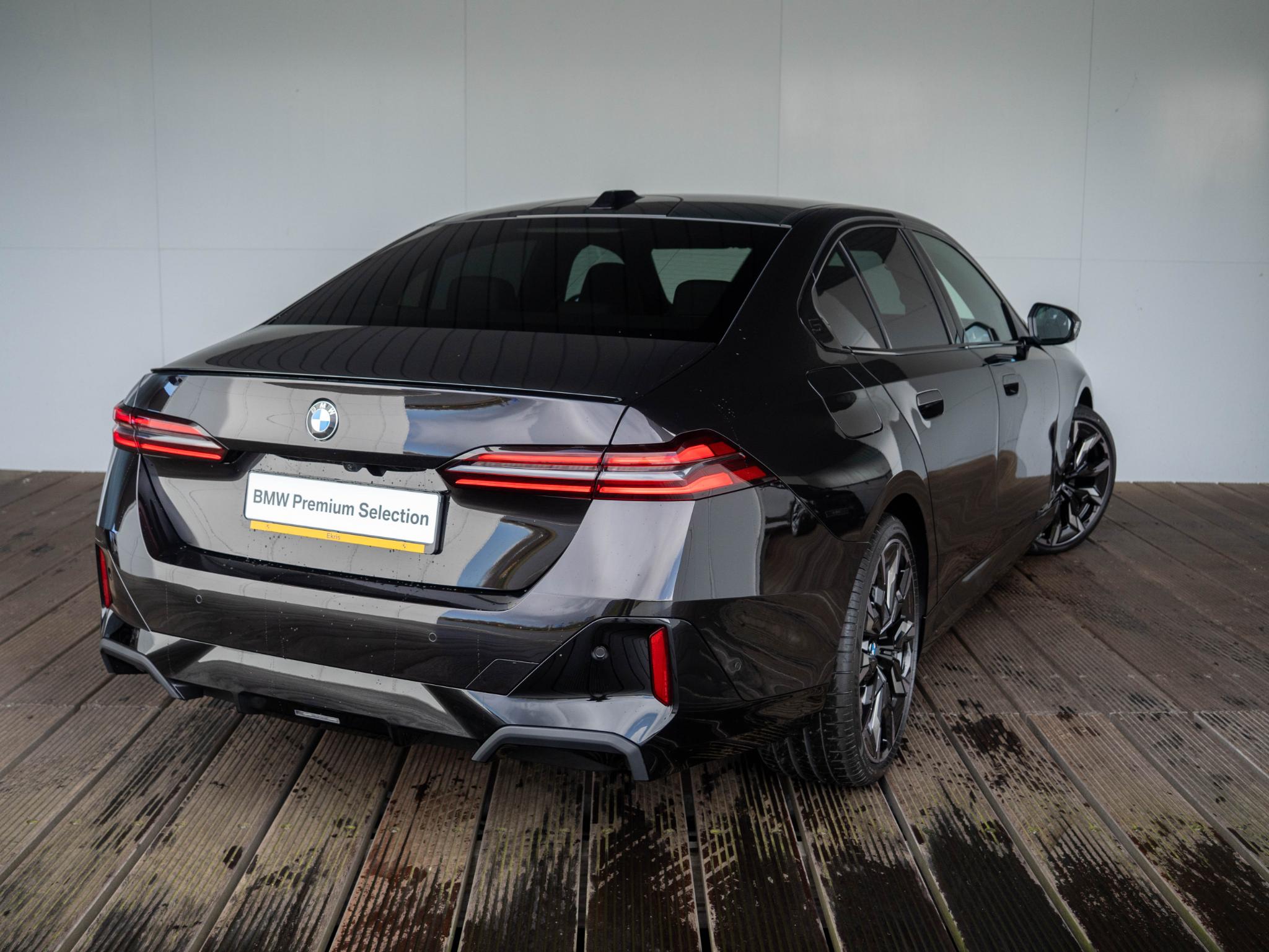 BMW 5 Serie 550e xDrive - Afbeelding 2