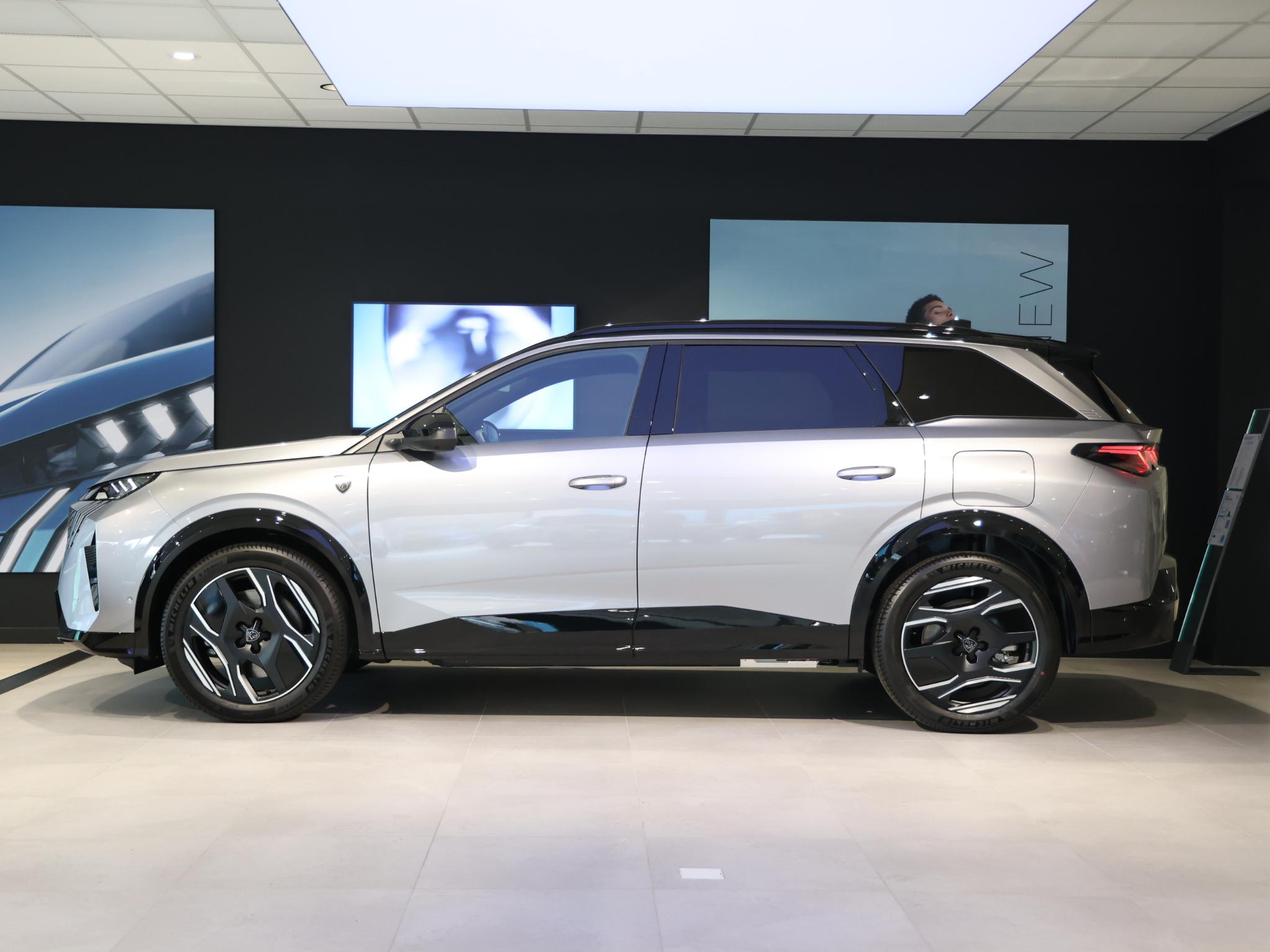 Peugeot e-5008 SUV GT Exclusive 73 kWh - Afbeelding 2