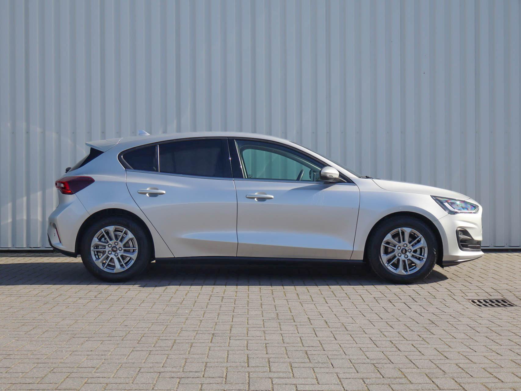 Ford Focus 1.0 EcoBoost 125pk Hybrid Titanium - Afbeelding 3