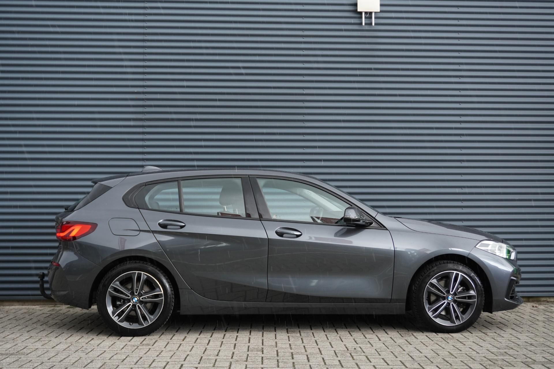 BMW 1-serie 118i 140pk Executive Edition - Afbeelding 3