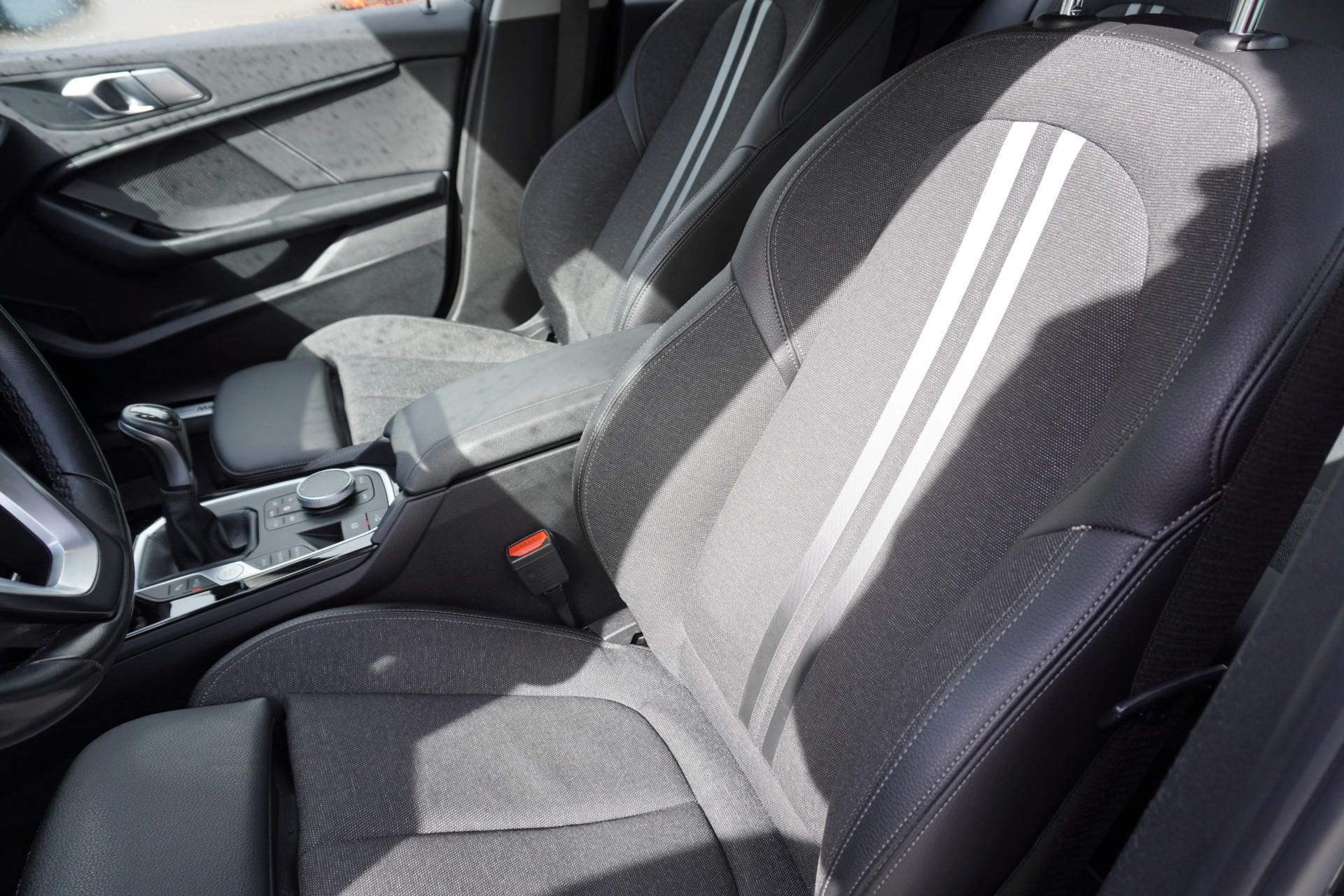 BMW 1-serie 118i 140pk Executive Edition - Afbeelding 4