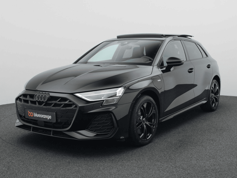 Audi A3 Sportback 45 TFSI e S edition Competition 272PK S-Tronic - Afbeelding 1