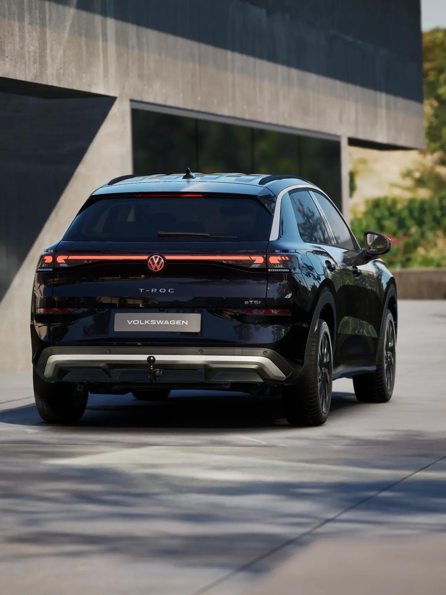 Volkswagen T-Roc 1.5 eTsi 115pk Life First Edition - Afbeelding 2