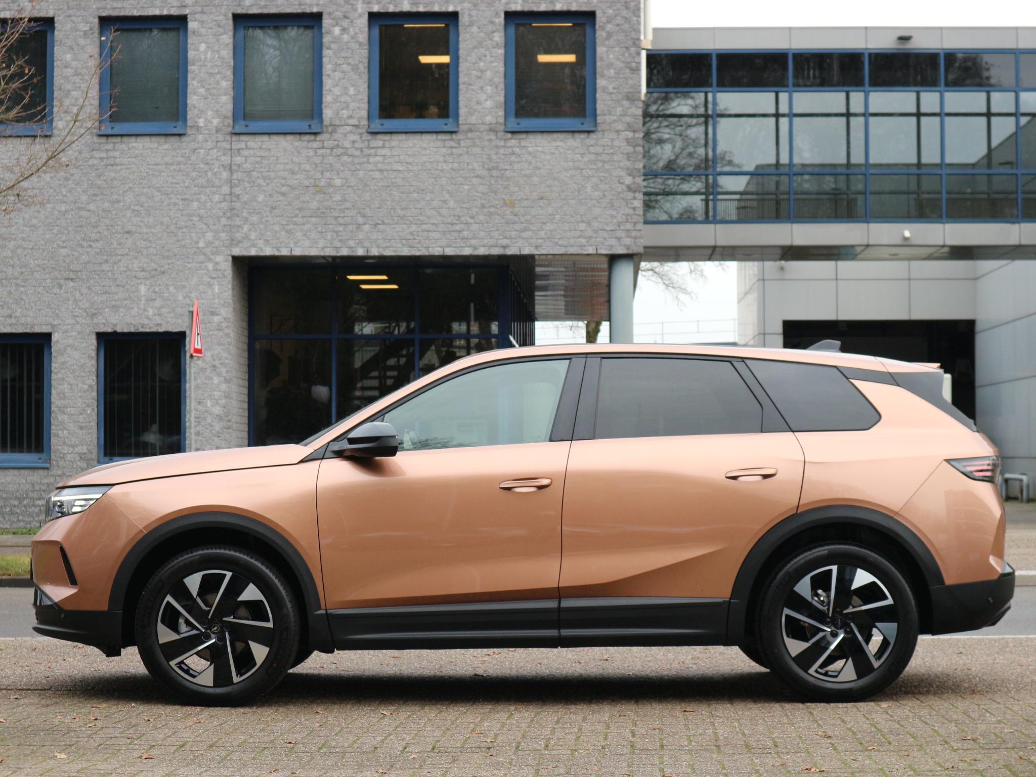 Opel Grandland 1.2 Turbo Hybride Business Edition - Afbeelding 2