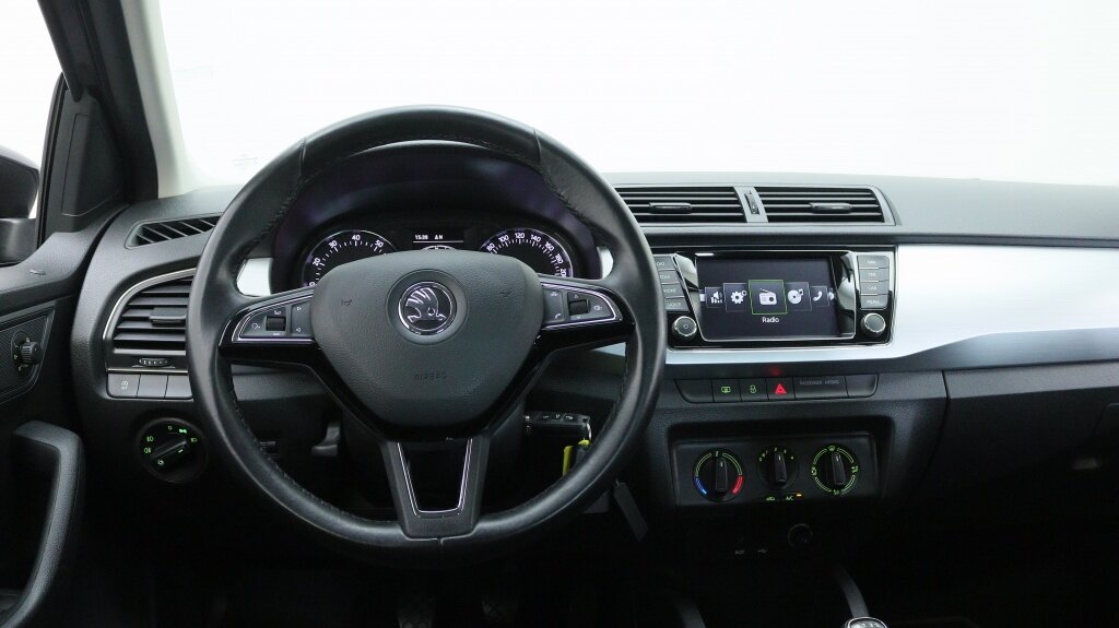 Škoda Fabia 1.2 TSI Drive | Navigatie | Airco | Parkeer Sensoren | - Afbeelding 3