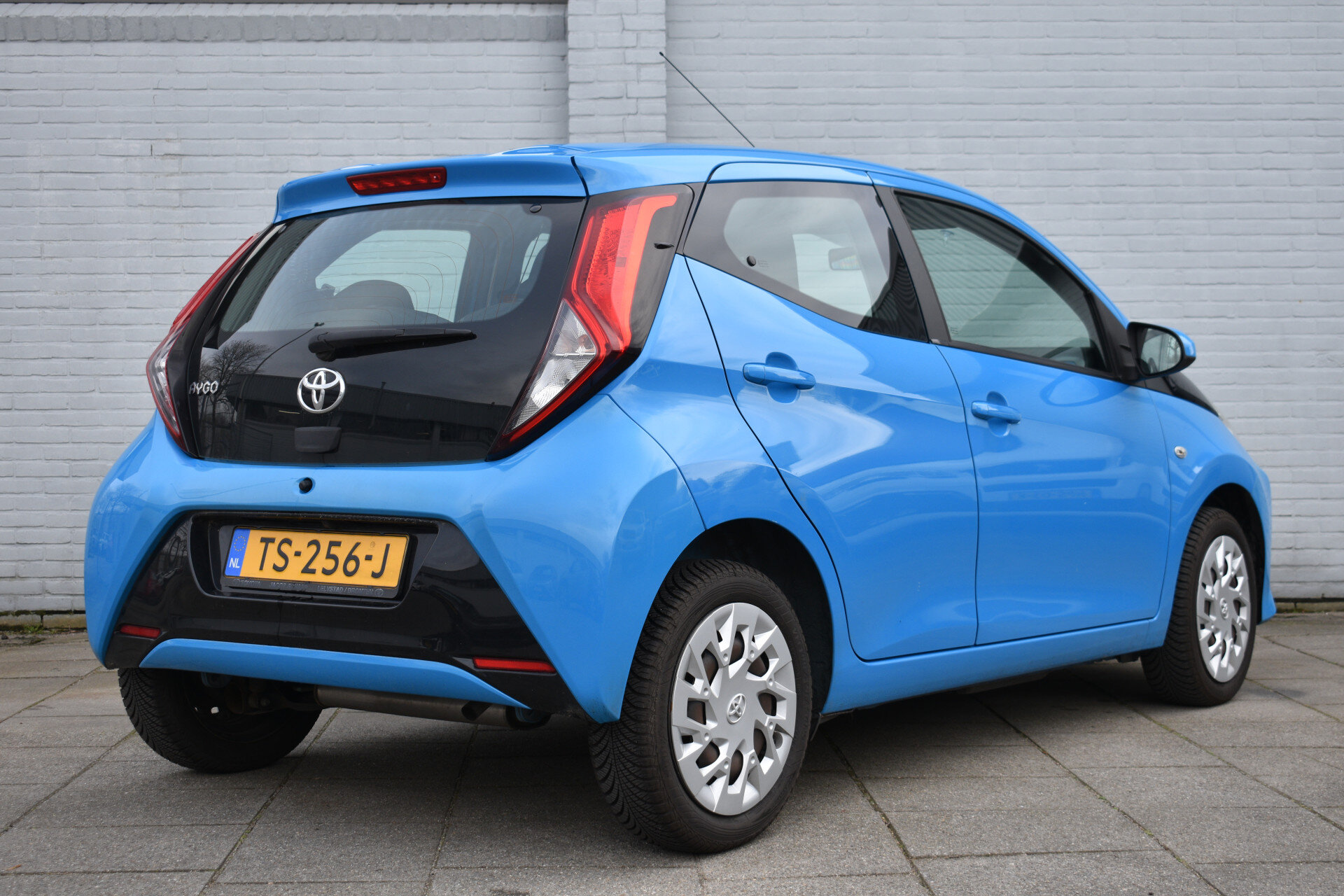 Toyota Aygo 1.0 VVT-i x-play Handgeschakeld 72pk - Afbeelding 5