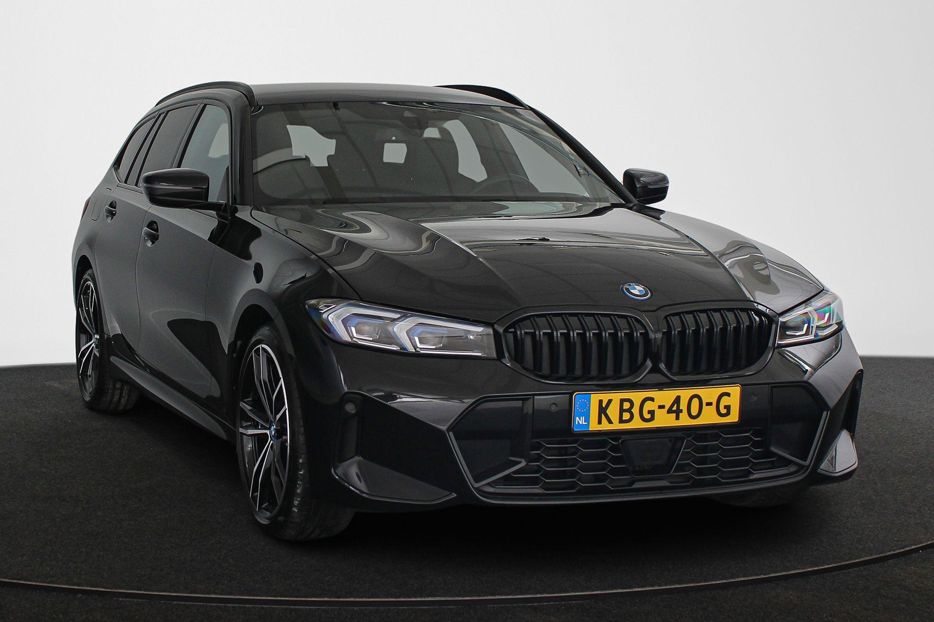BMW 3 Serie Touring 330e - Afbeelding 2