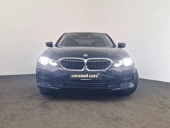 BMW 3 Serie 330 330E HYBRIDE BERLINE *CARPLAY*M-ALU 19 - Afbeelding 2