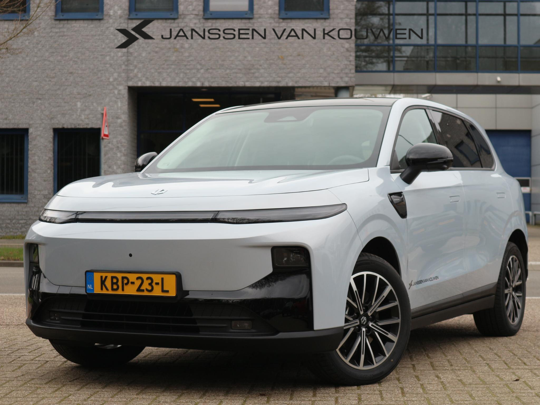 Leapmotor B10 Design ProMax 67.1 kWh