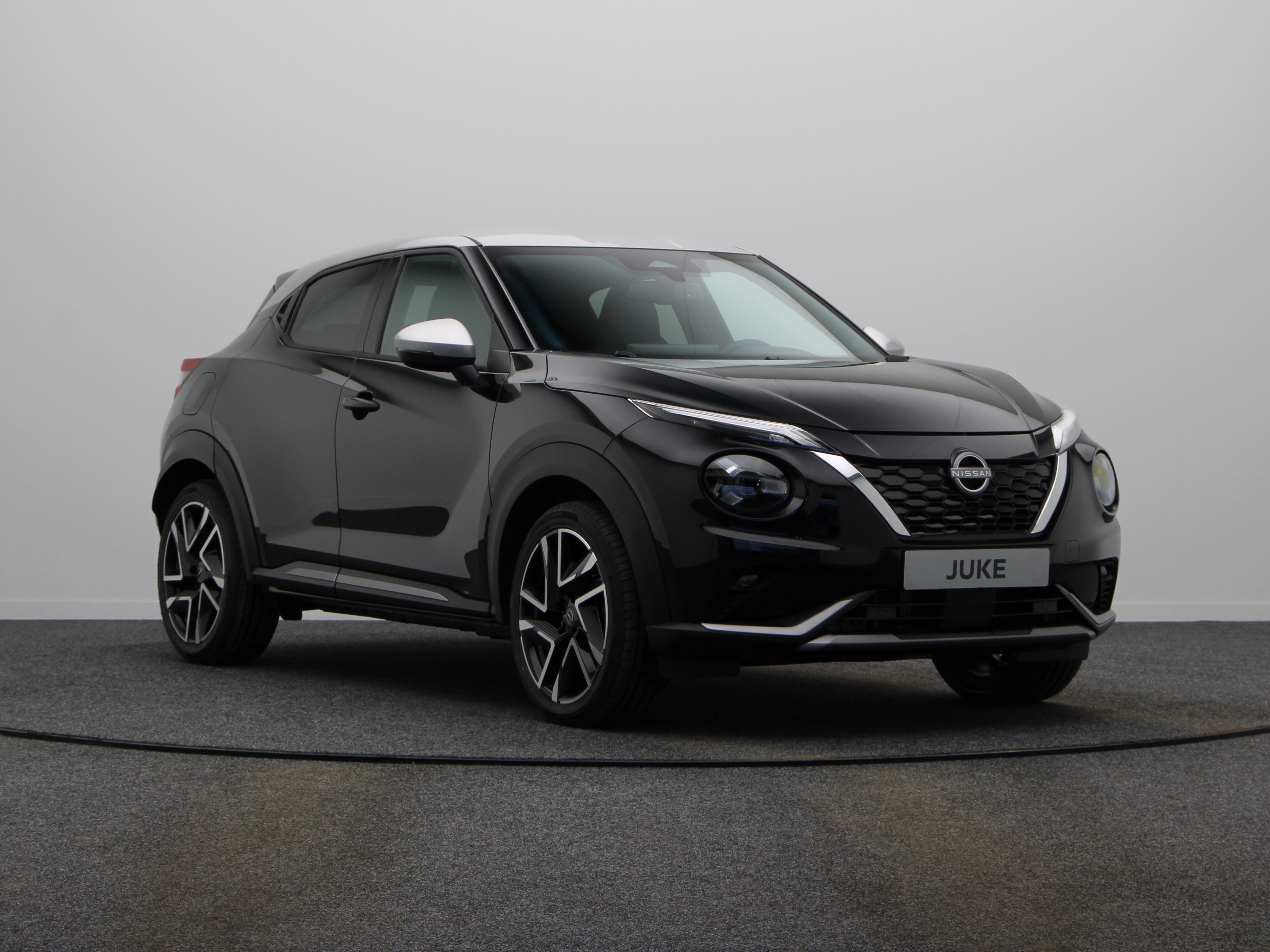 Nissan Juke N-Design + Light Cold Pack Hybrid 143