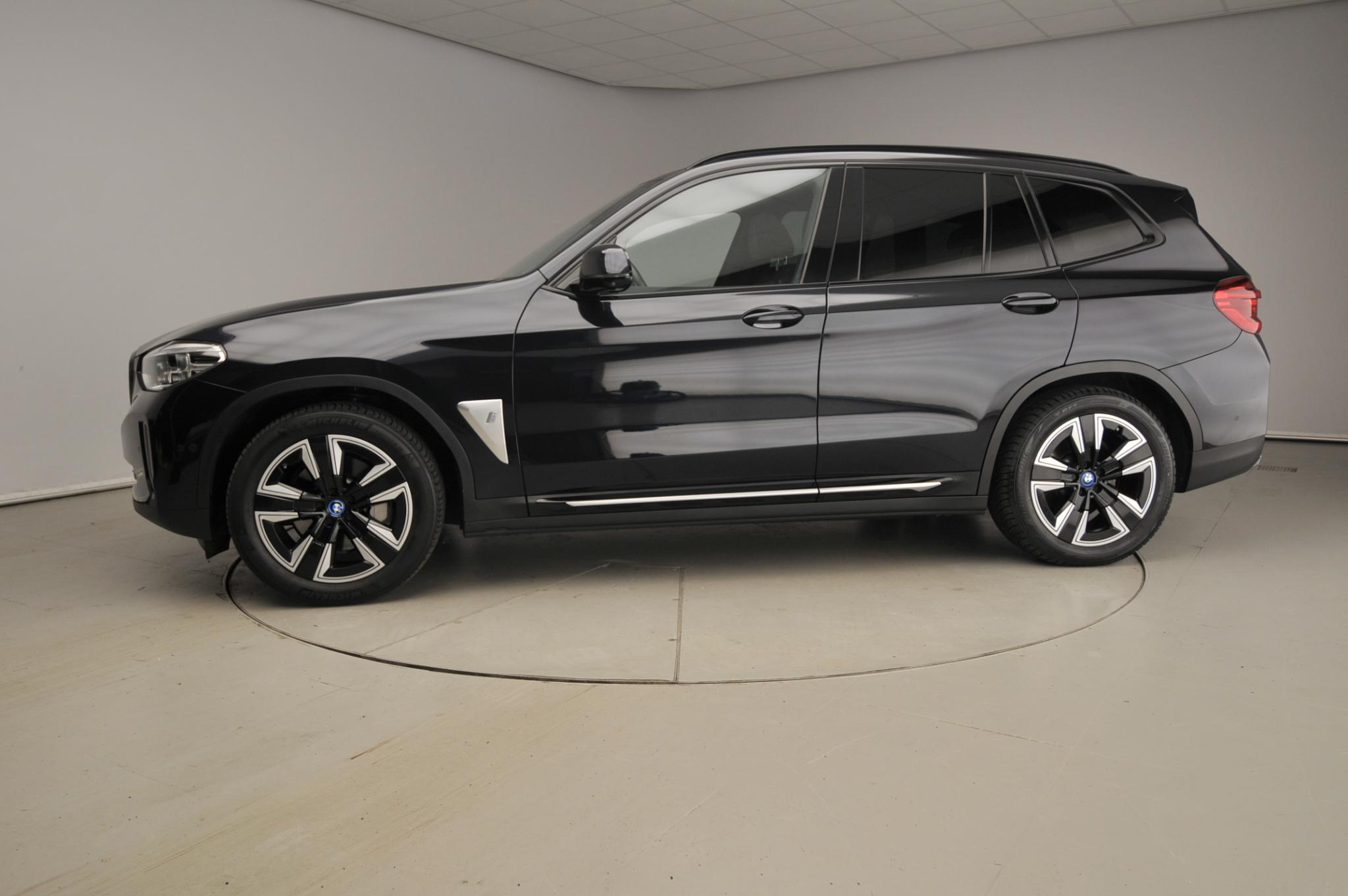 BMW iX3 High Executive 80 kWh - Afbeelding 2