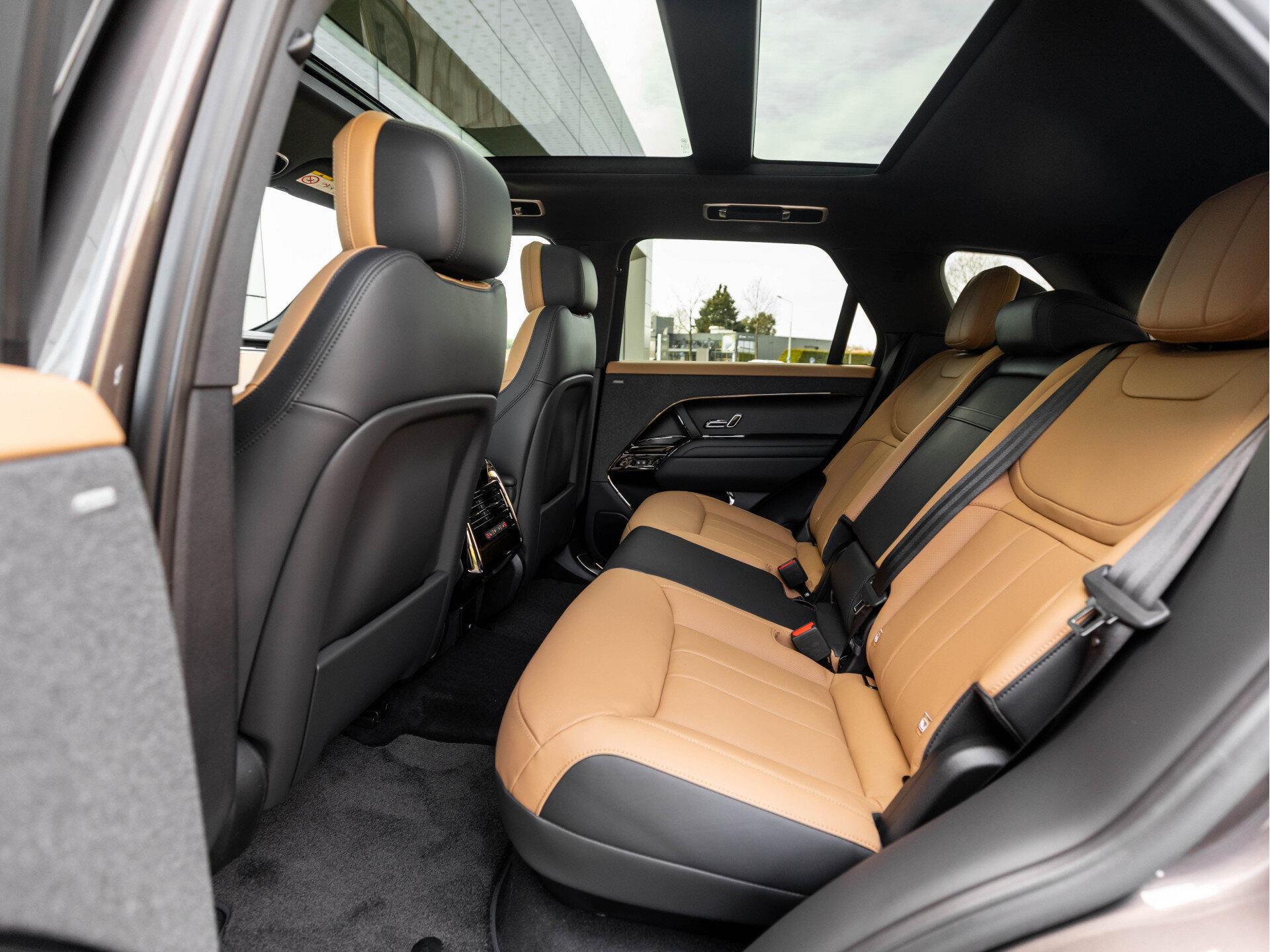 Land Rover Range Rover Sport 3.0 P460e Momentum Edition PHEV - Afbeelding 5