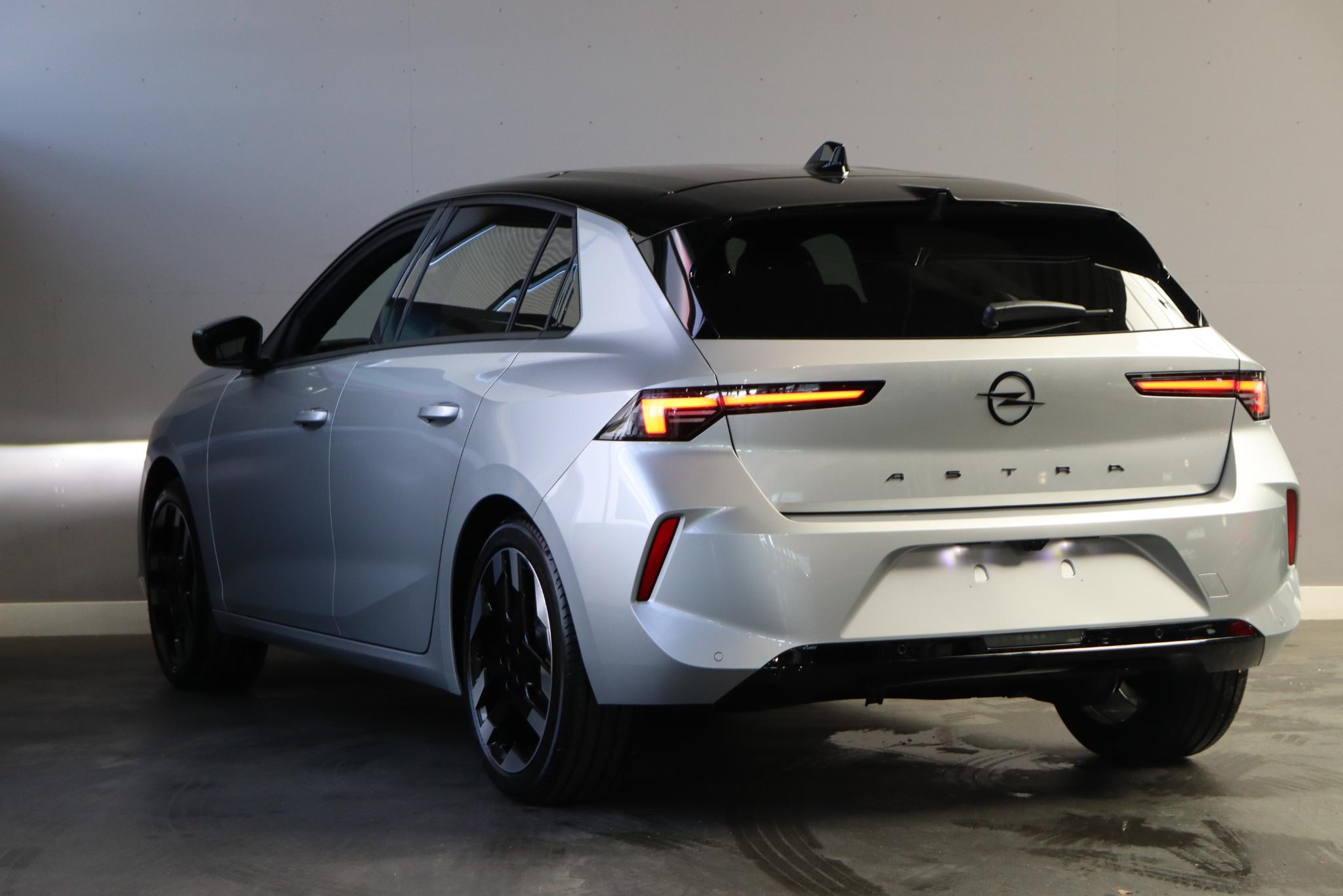 Opel Astra Electric 58 kWh Ultimate - Afbeelding 4