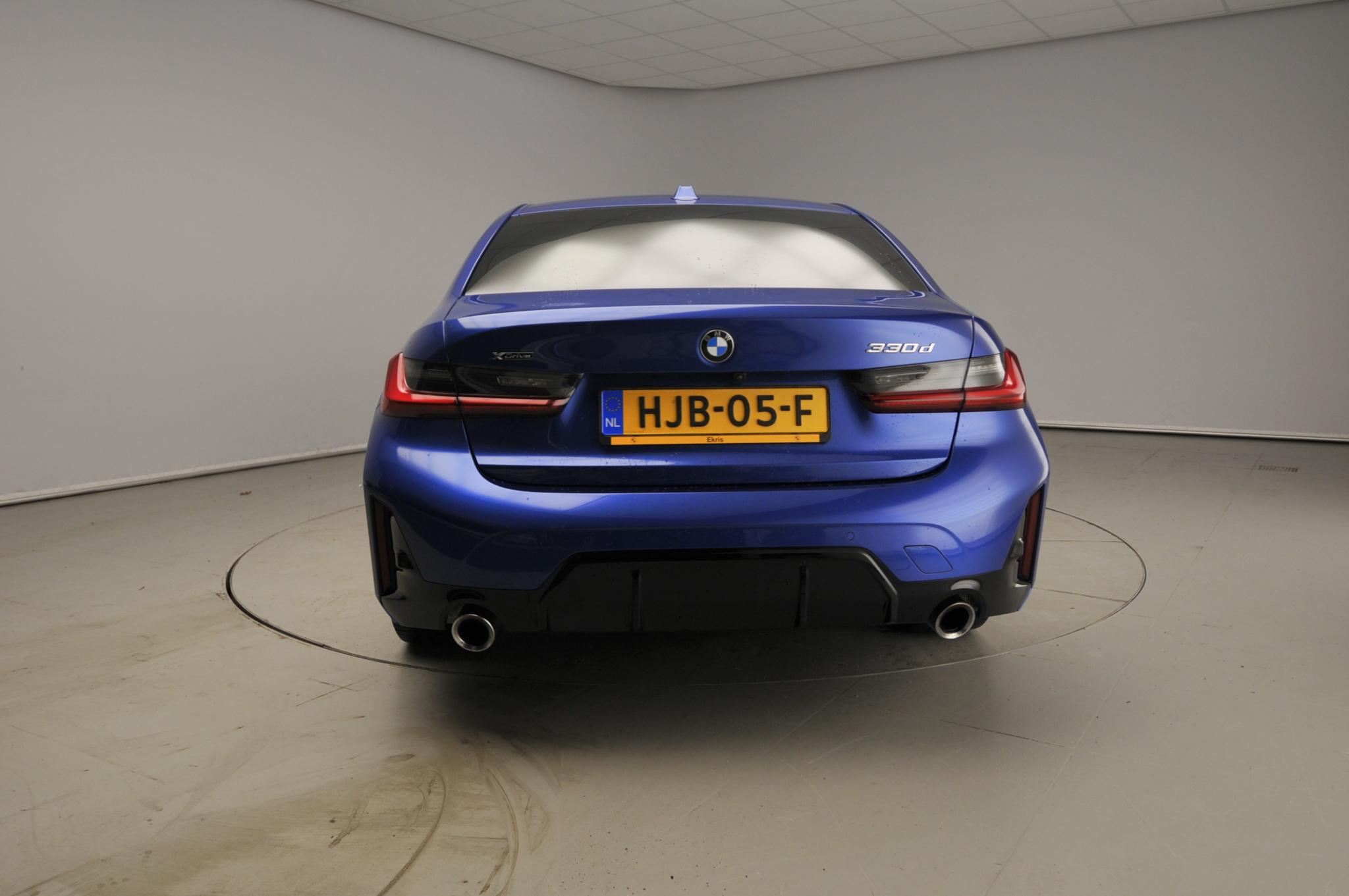 BMW 3 Serie Sedan 330d xDrive - Afbeelding 3