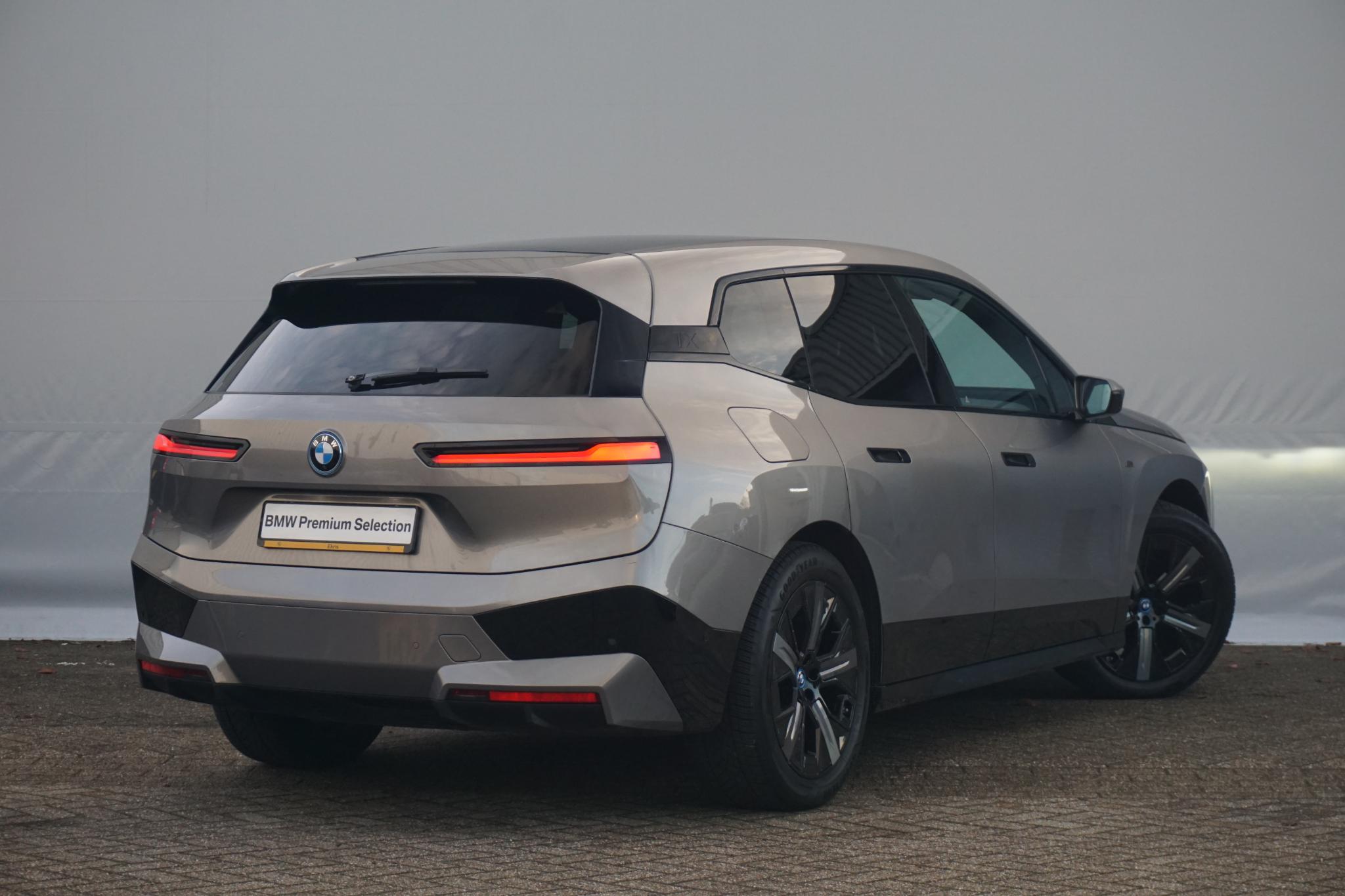 BMW iX M60 High Executive 112 kWh - Afbeelding 2