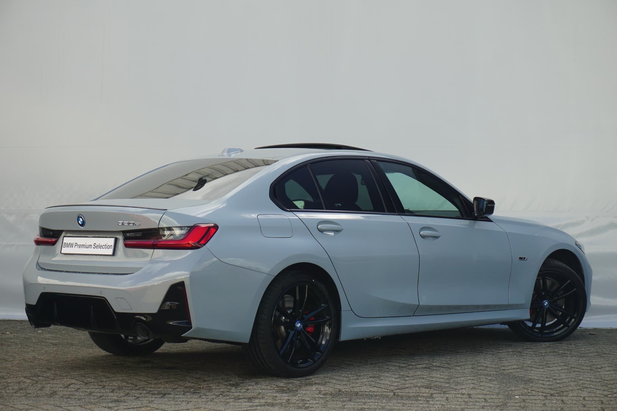 BMW 3 Serie Sedan 320e - Afbeelding 2