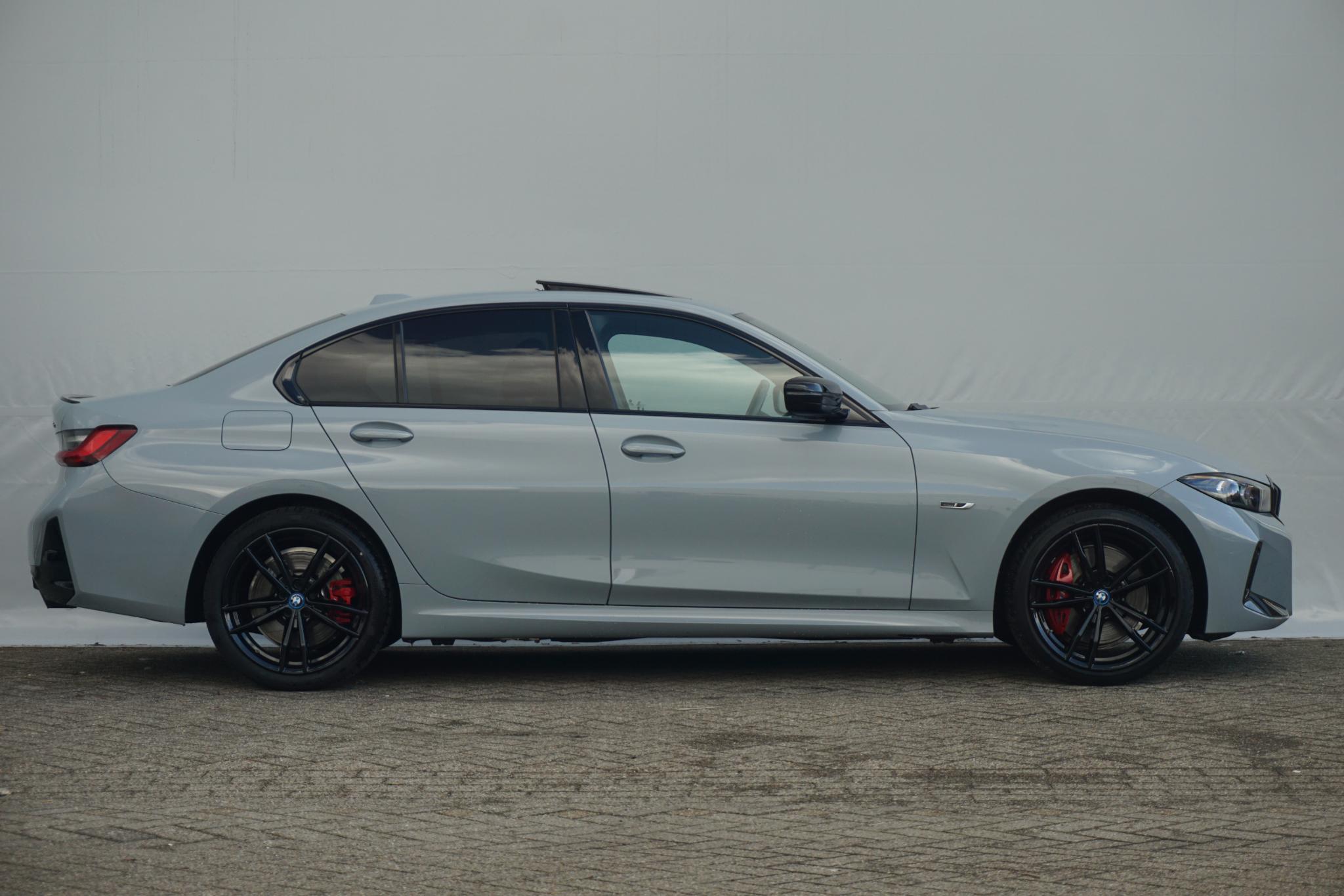 BMW 3 Serie Sedan 320e - Afbeelding 4