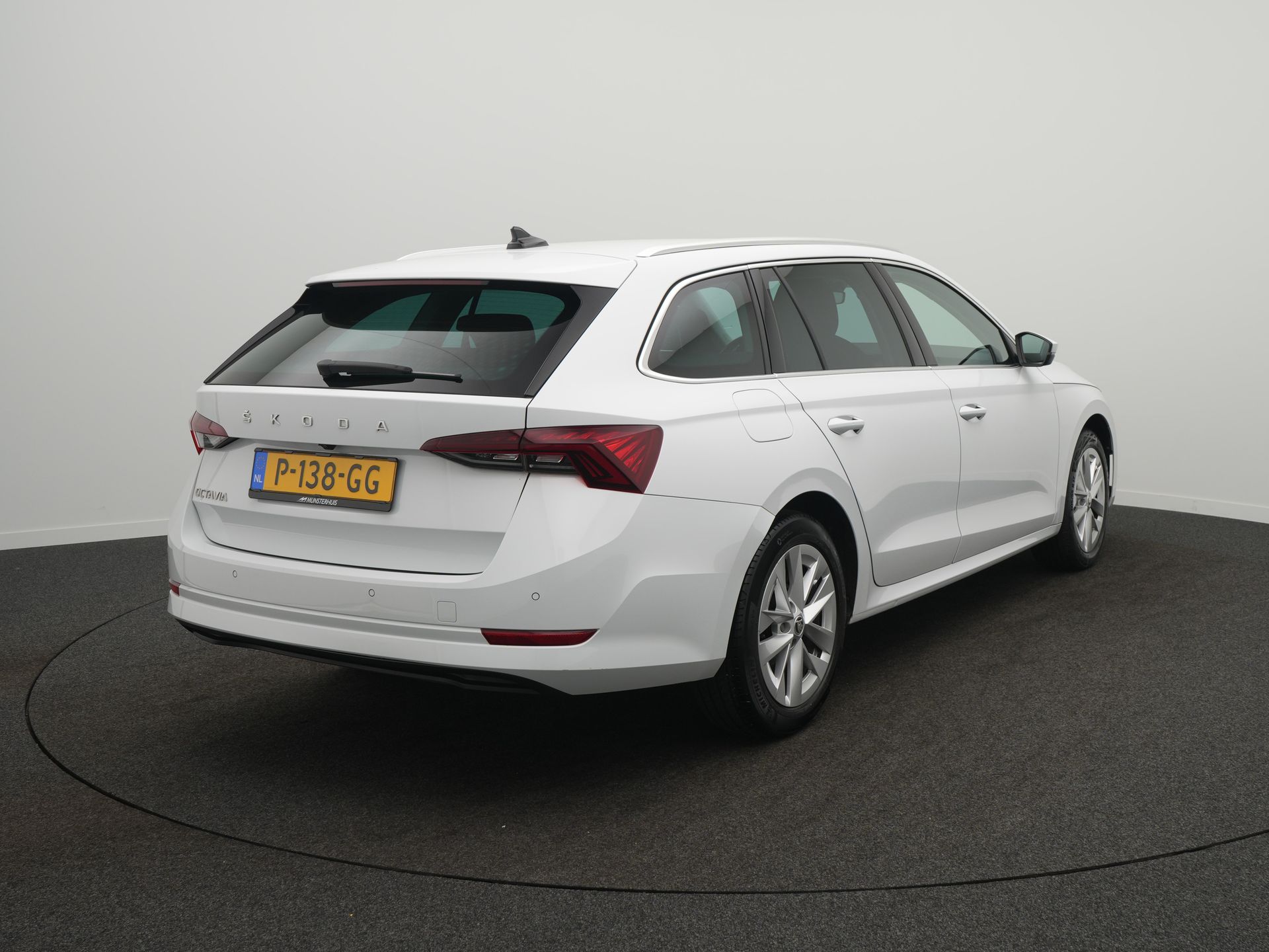 Škoda Octavia Combi 1.0 TSI Business Edition - Occasion Lease vanaf €459 p/m - Afbeelding 4