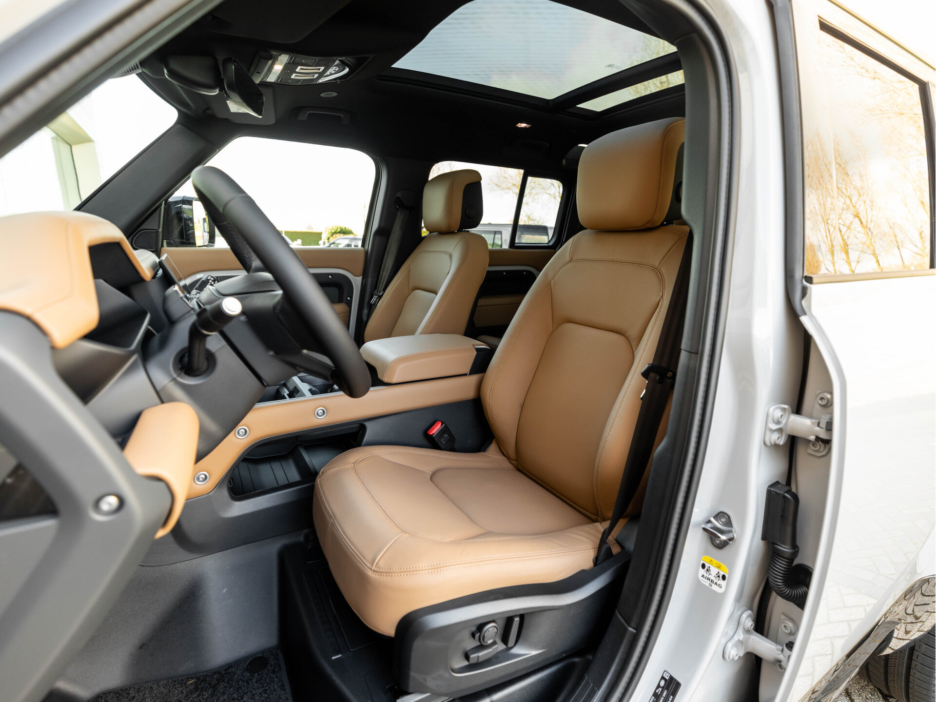 Land Rover Defender 110 2.0 P300e 110 Dynamic Edition - Afbeelding 4