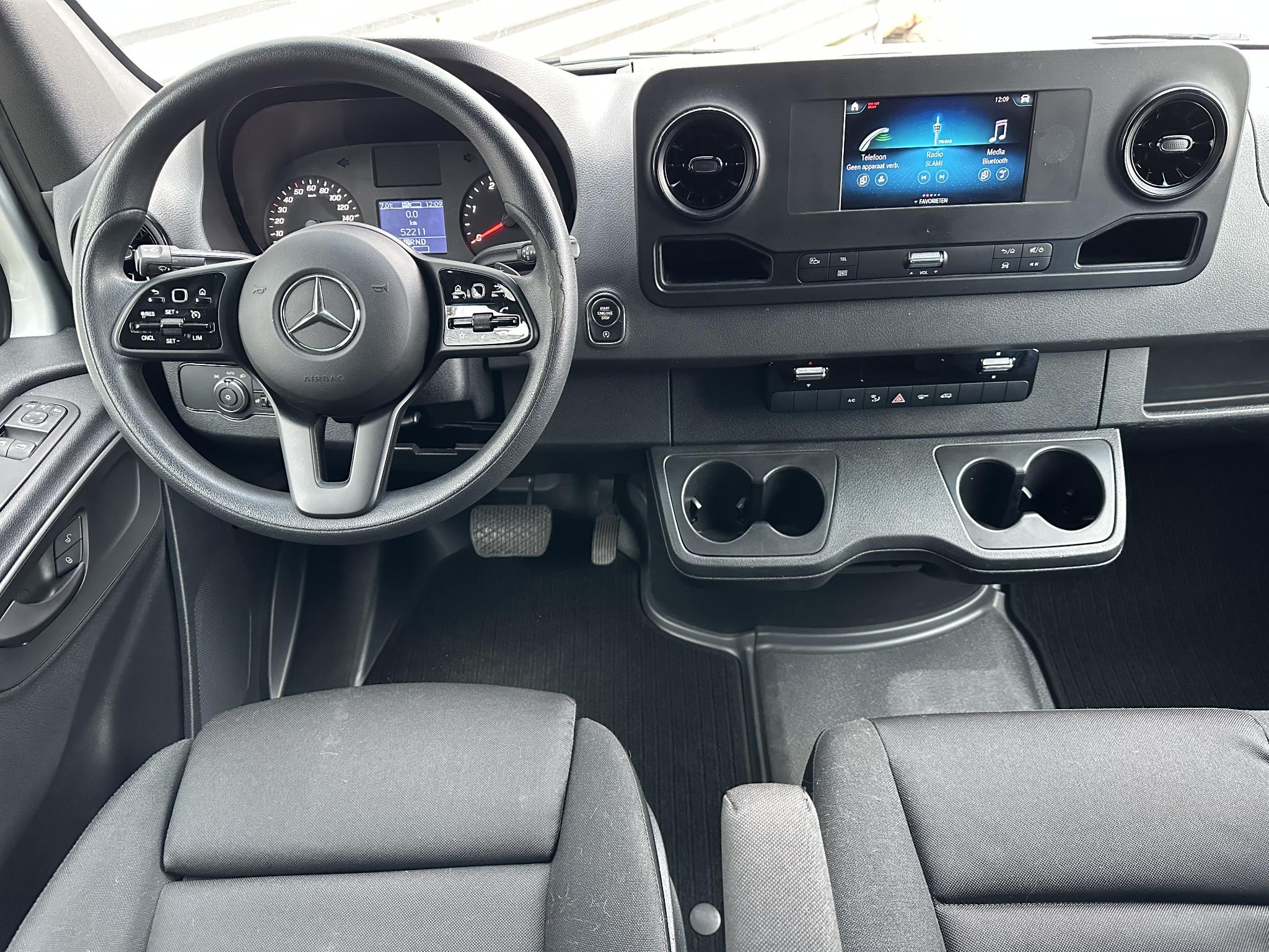 Mercedes-Benz Sprinter 315 CDI  L2H2 Automaat Carplay Navigatie Camera - Afbeelding 4