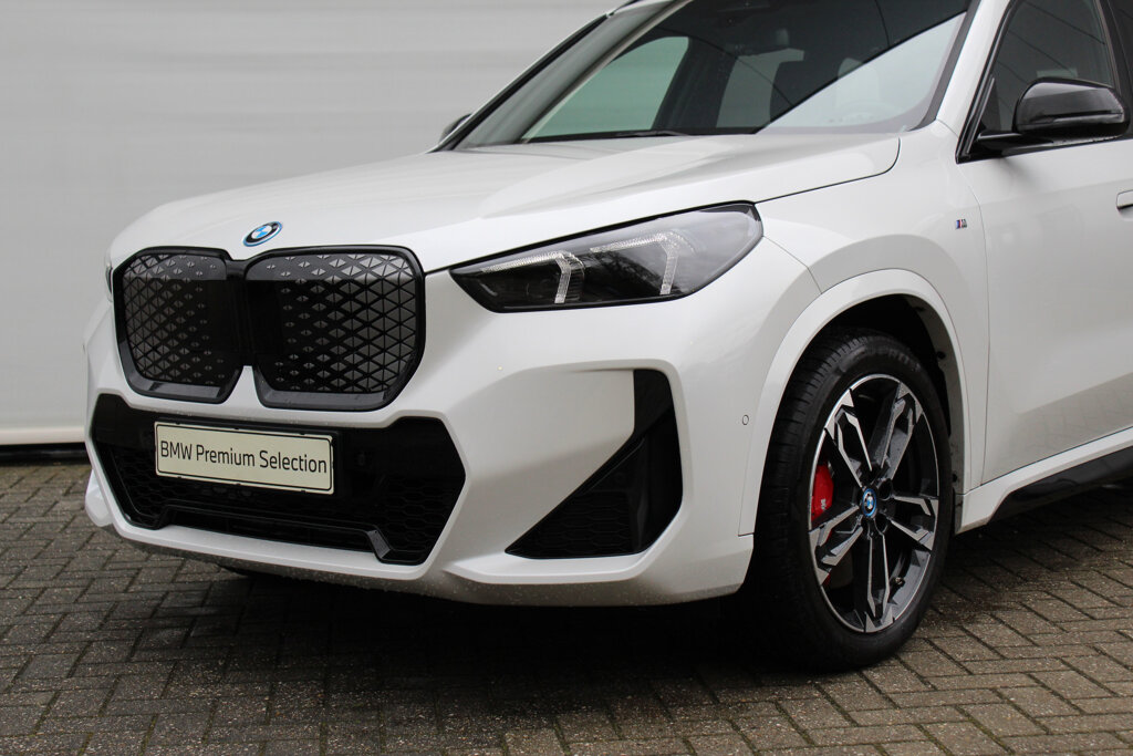 BMW iX1 20