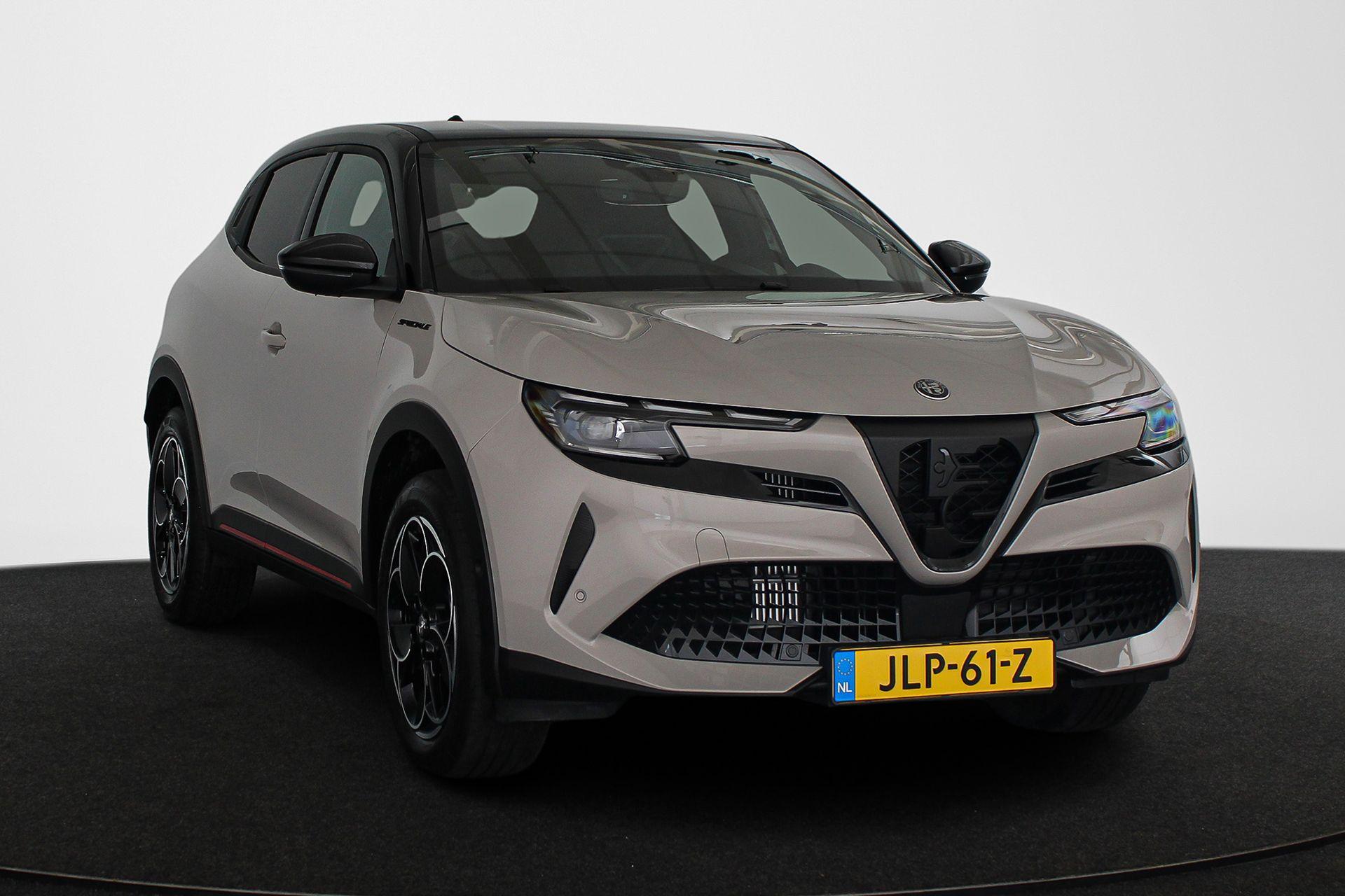 Alfa Romeo Junior 1.2 Turbo Hybrid Ibrida Speciale - Afbeelding 2